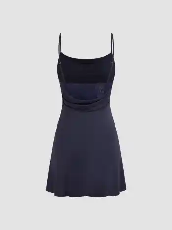 Quadratischer Ausschnitt Solid Rüschen Rückenfreies Minikleid