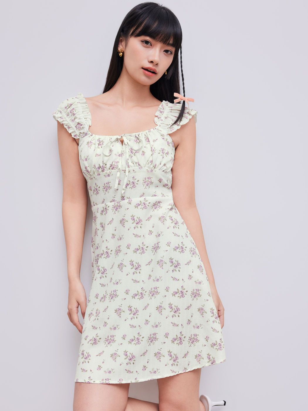 Mini abito con coulisse e scollo quadrato in stile ditsy floreale