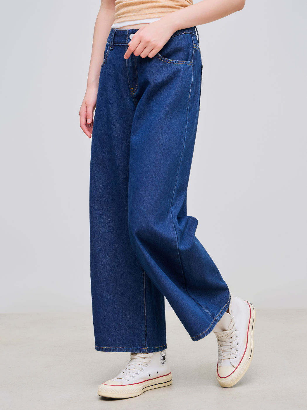 Cider Denim Low Rise Solid Pocket Wide Leg Cropped Jeans