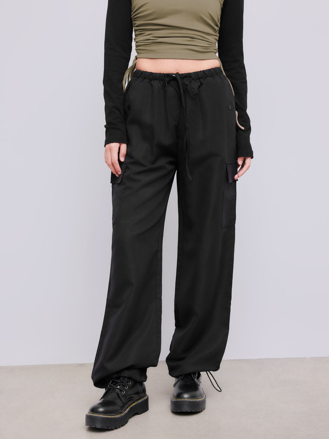Schlanke Version einfarbige Cargo-Hosen mit niedriger Taille