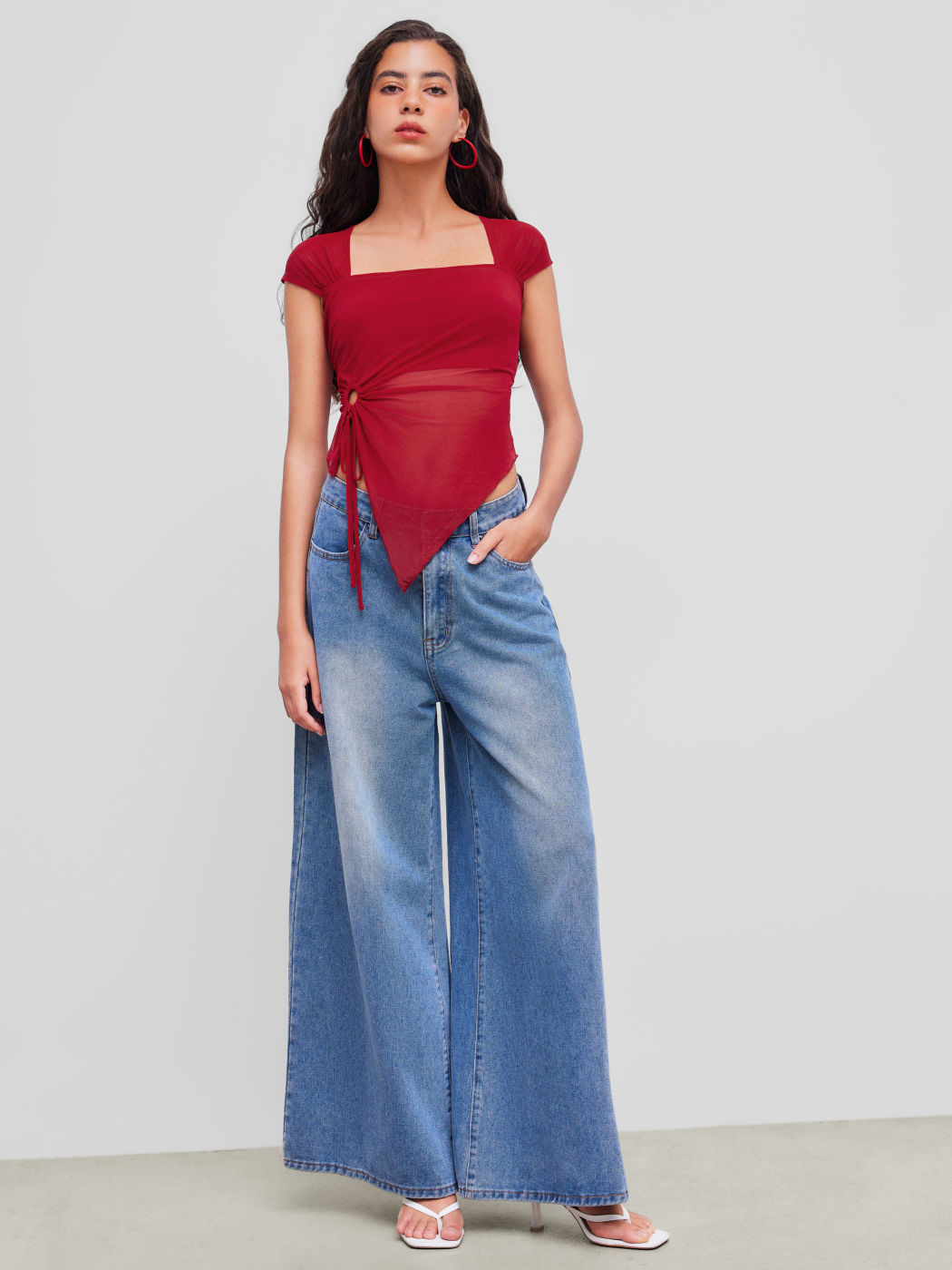 O-Ring Asymmetrisches Hem Crop Top