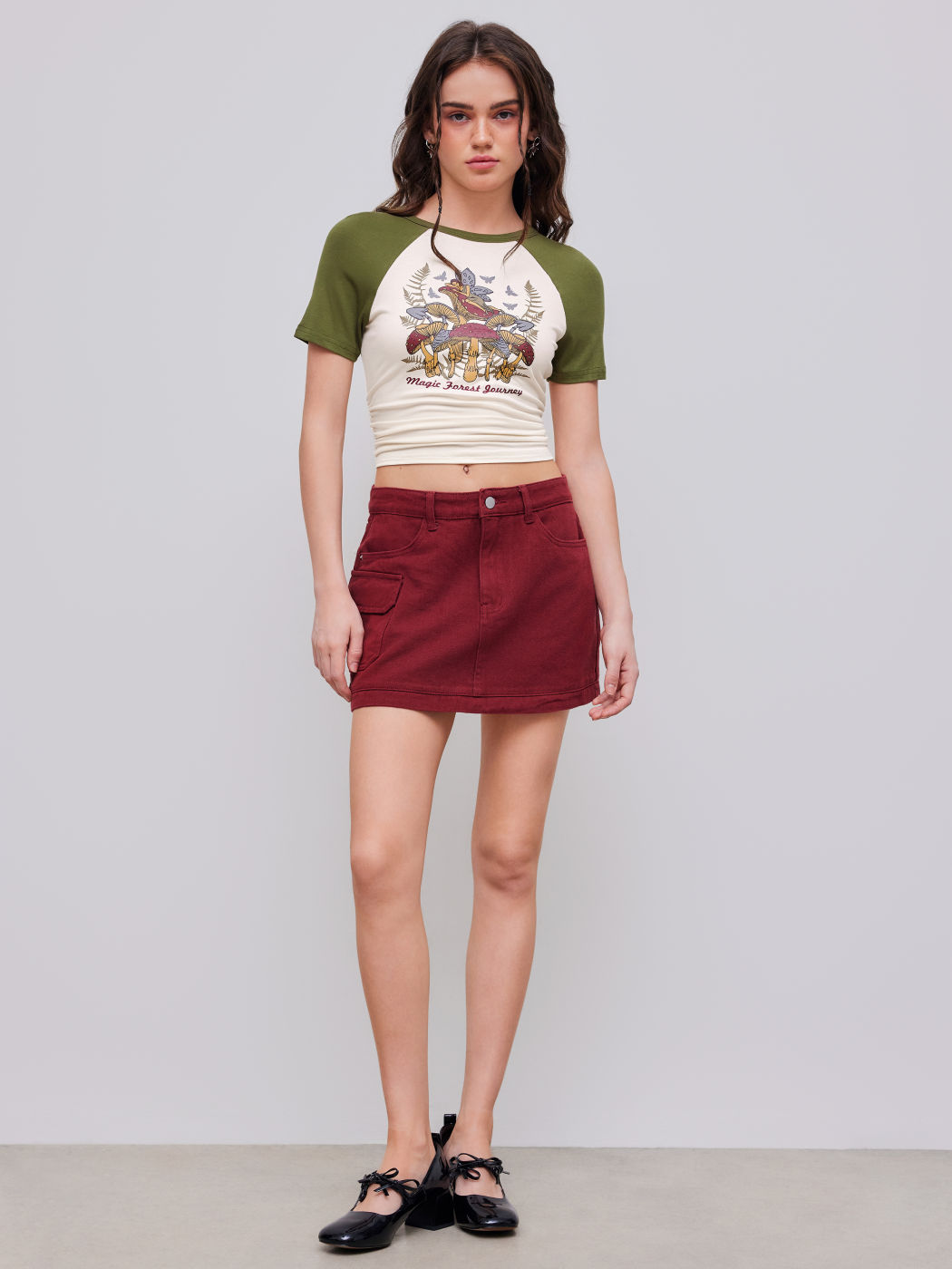 Round Neck Mushroom & Butterfly Graphic Short Sleeve Tee