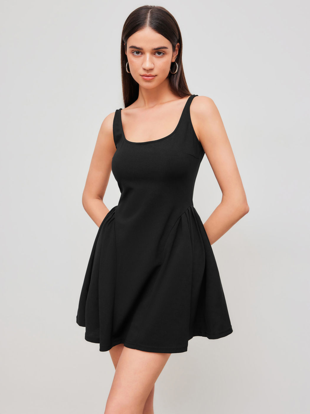 Quadratischer Ausschnitt Solid Plissierte Cami Mini Kleid