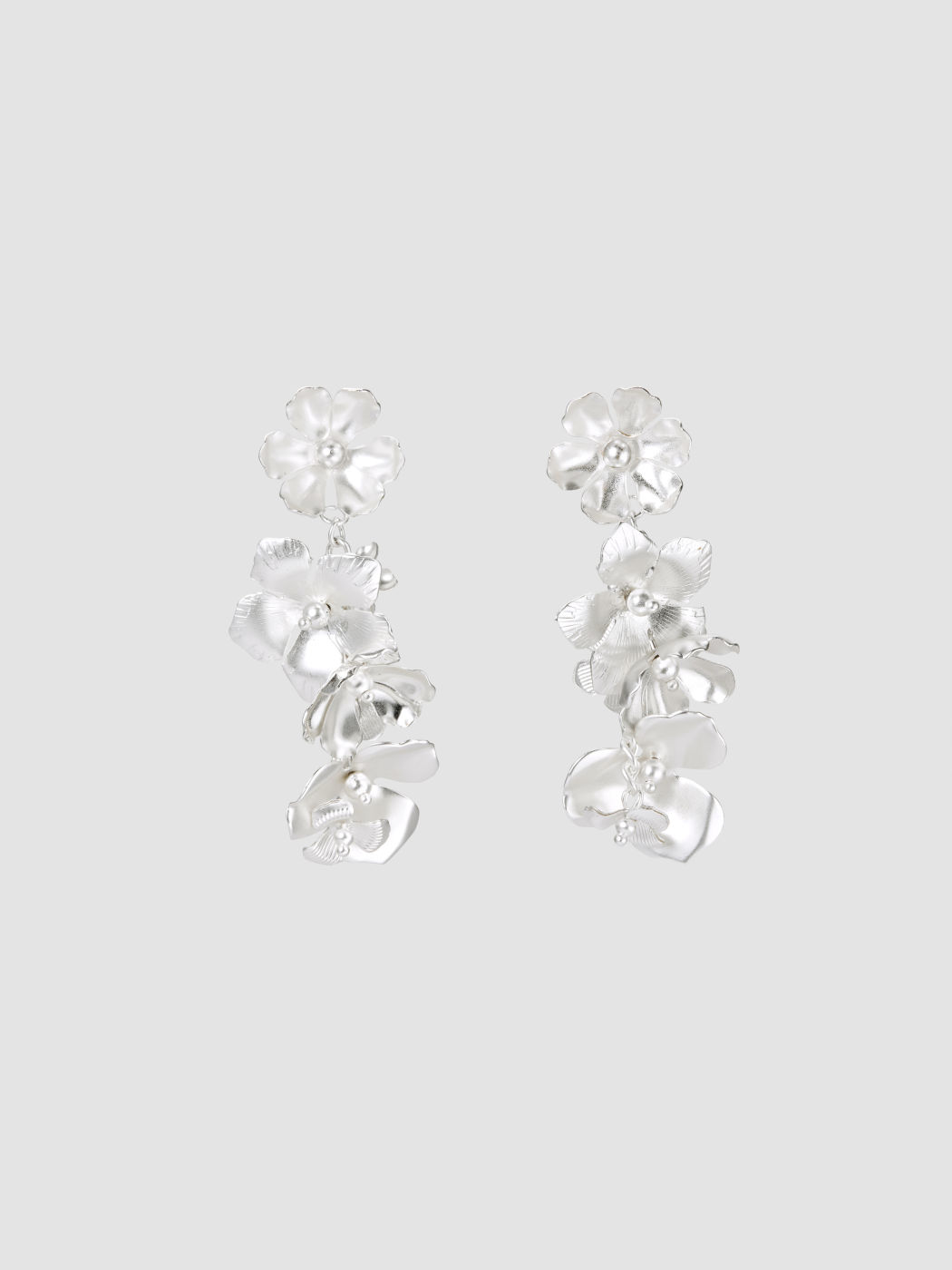 PETAL TASSEL  DROP EARRING