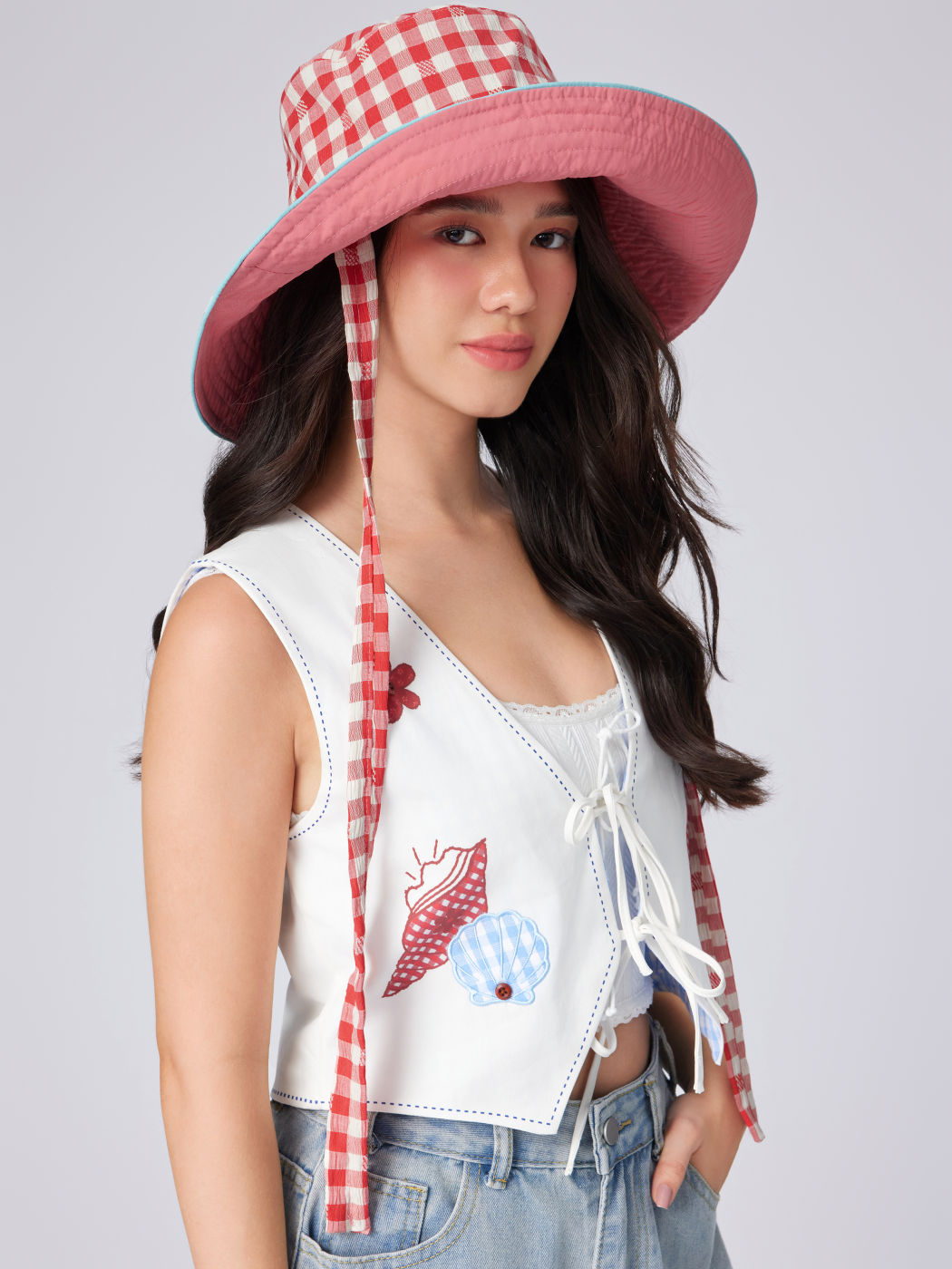 GINGHAM BUCKET HAT WITH STRAP