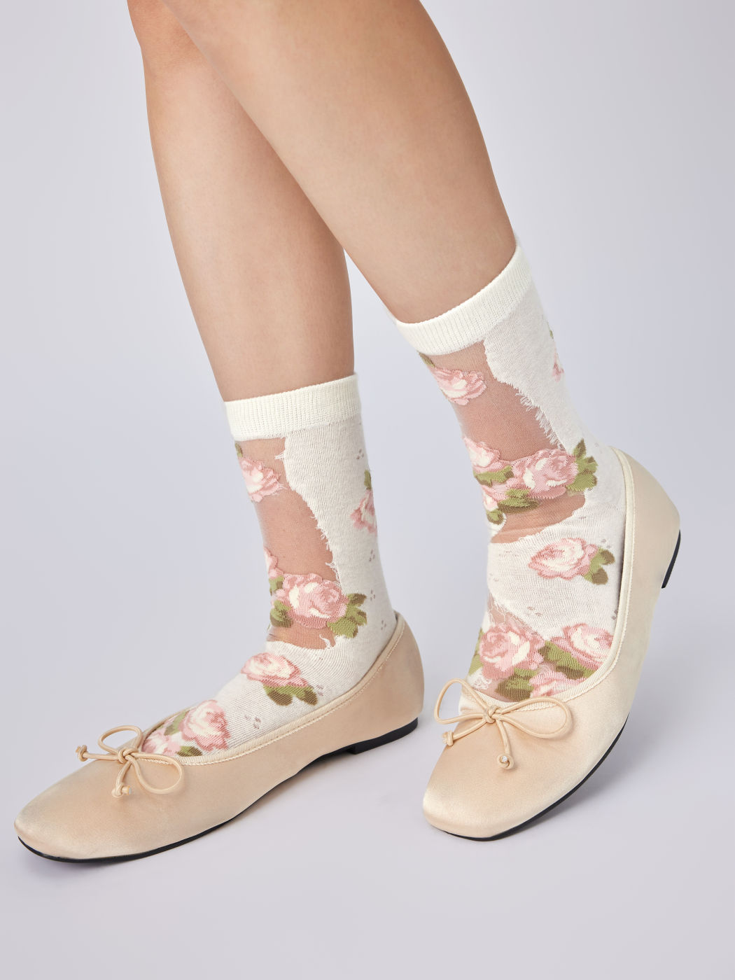 FLORAL SHEER CREW SOCKS