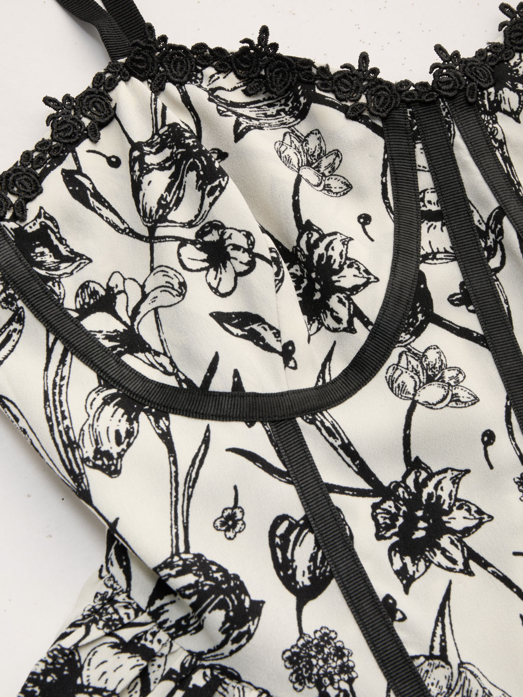 V-neck Floral Corset Knotted Midi Dress