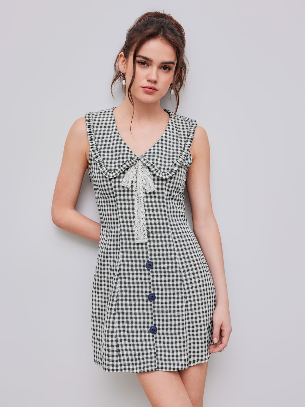 Doll Collar Gingham Bowknot Button Mini Dress