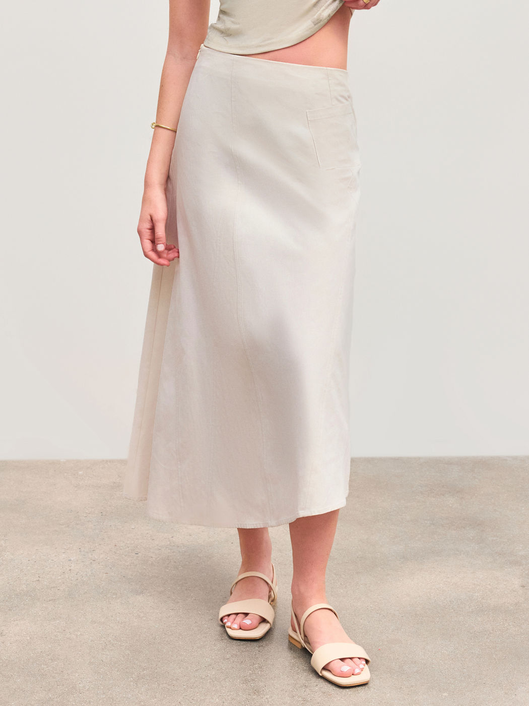 Cotton-blend Mid Rise Solid Asymmetrical Hem Pocket Maxi Skirt