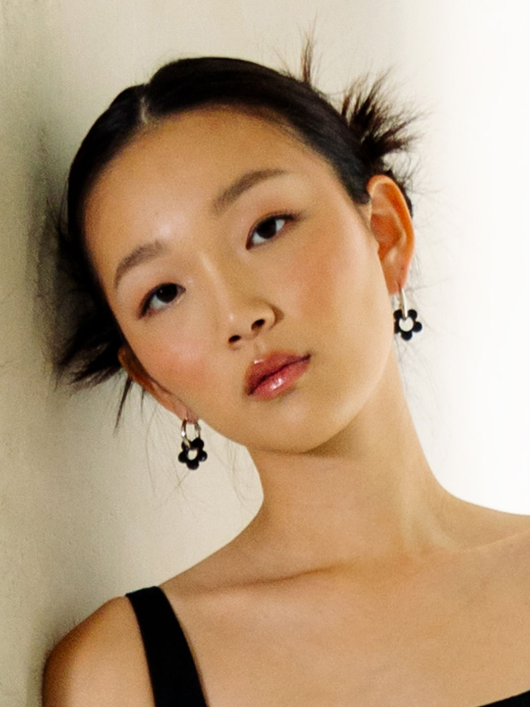 FLOWER HOOP EARRINGS