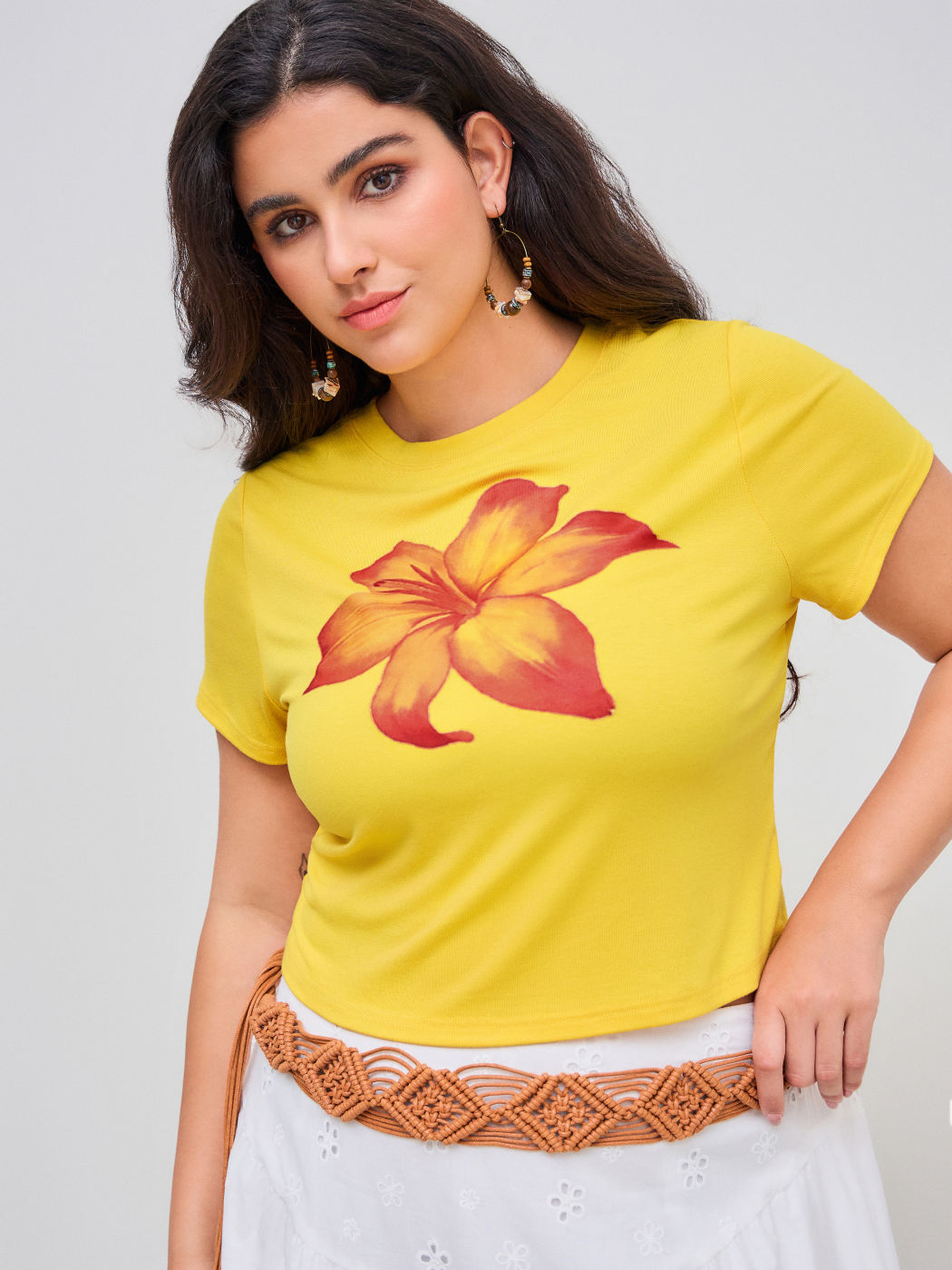 1. Rundhalsausschnitt Florales Kurzarmshirt Kurve & Plus