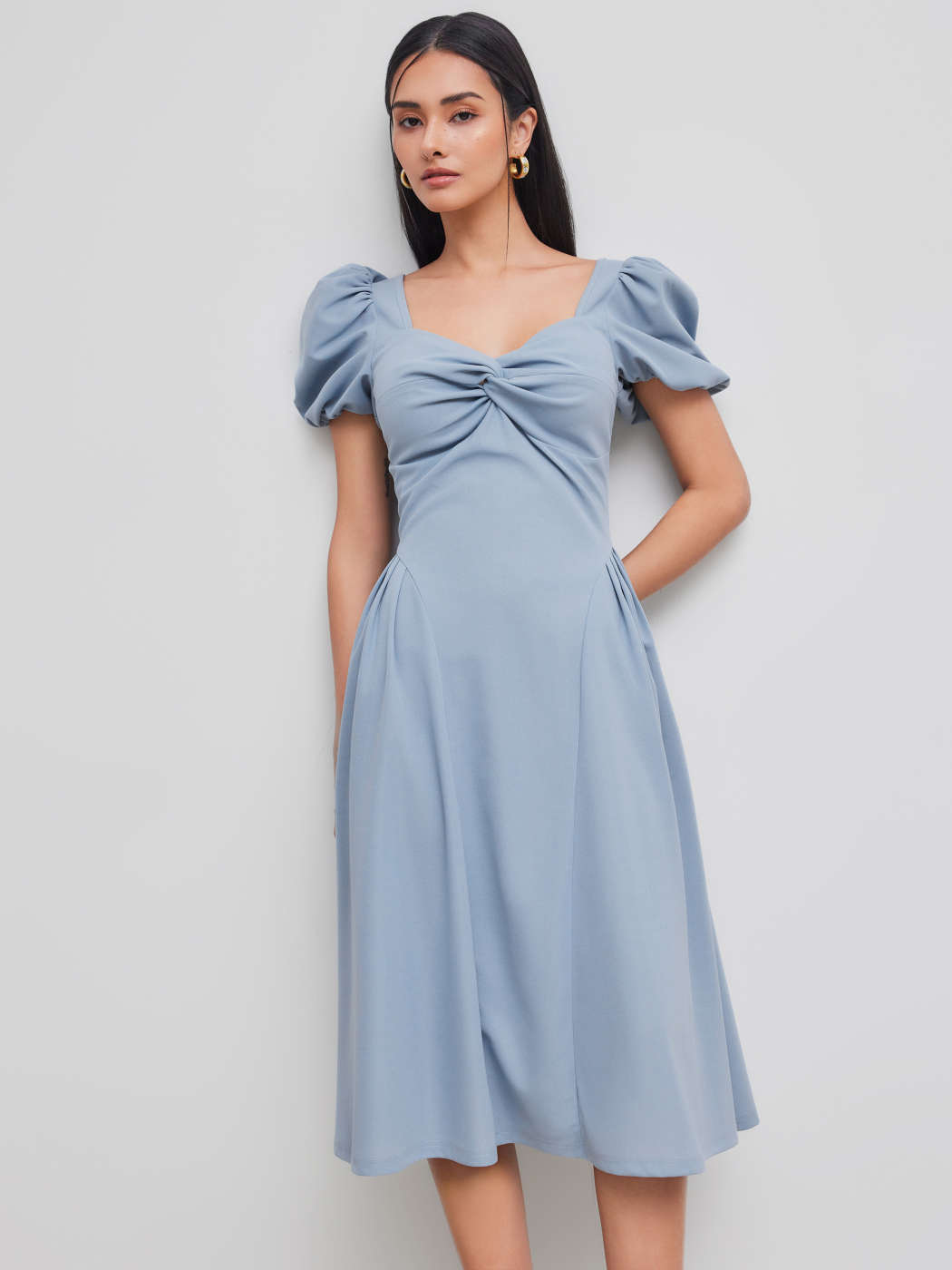 Knit Fabric Sweetheart Neckline Solid Twist Pleated Midi Dress For
