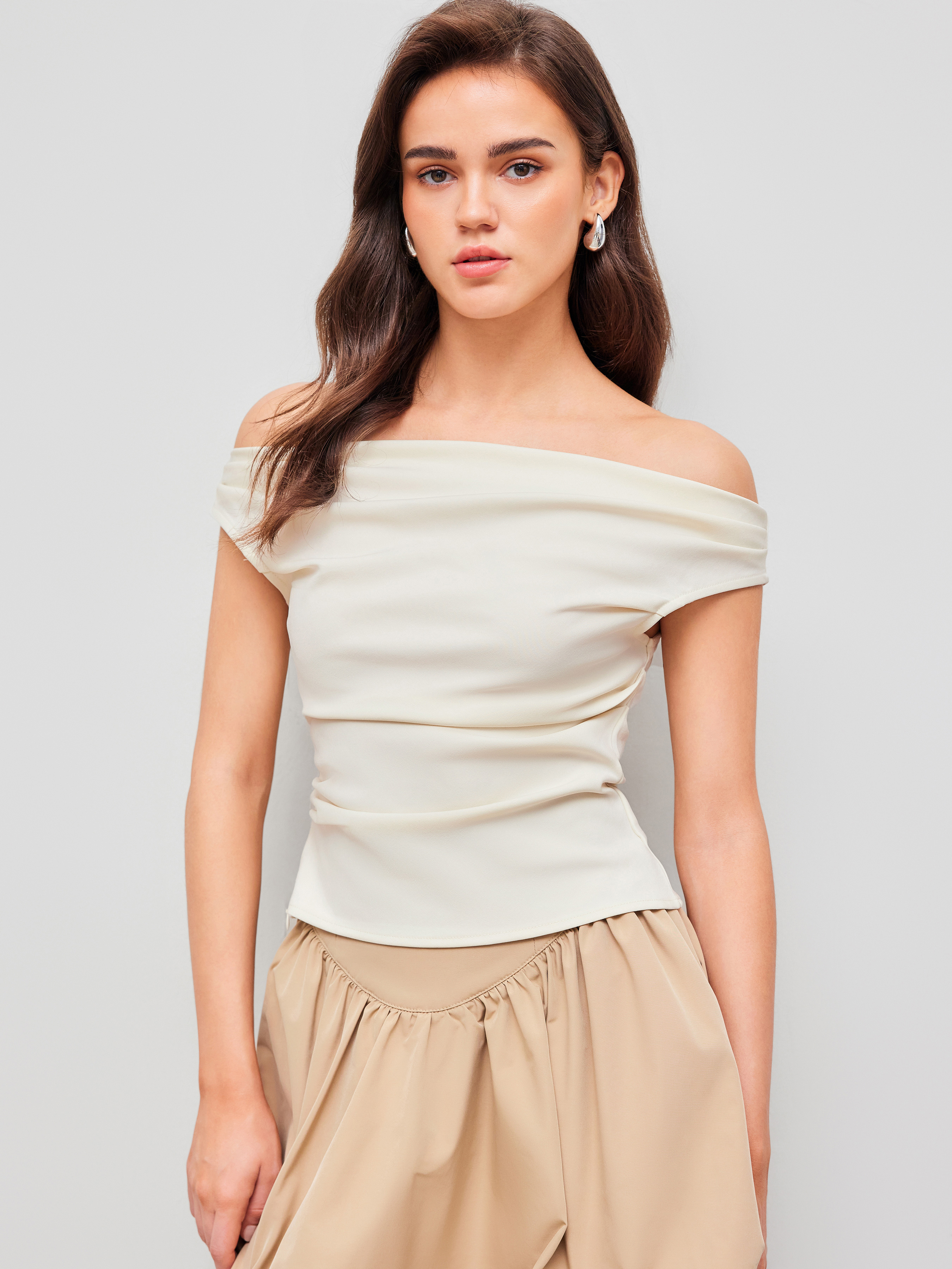 City Chic Woven Off-shoulder Ruched Zipper Crop Top For Work