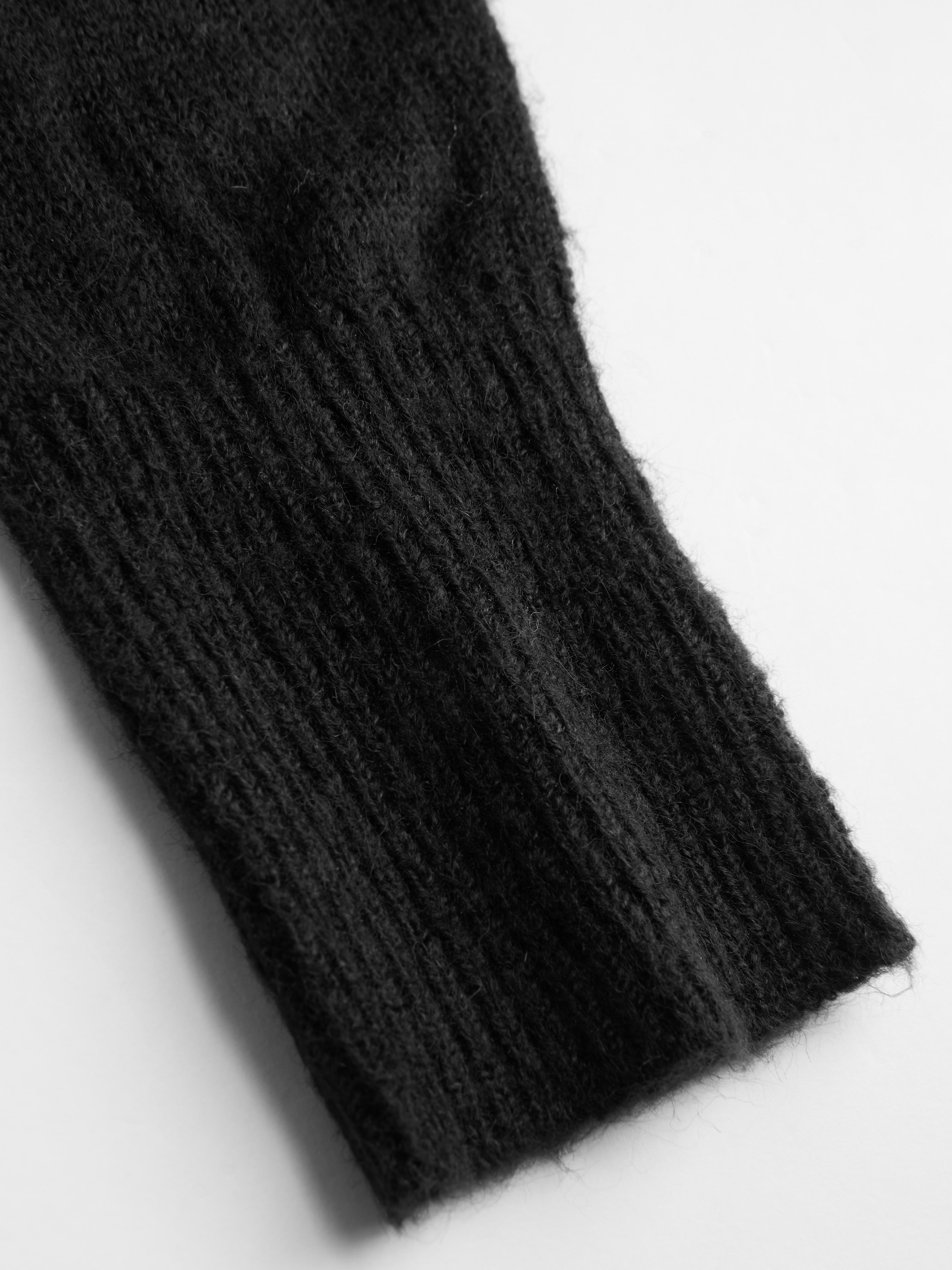 Knitted Solid Long Sleeve Top
