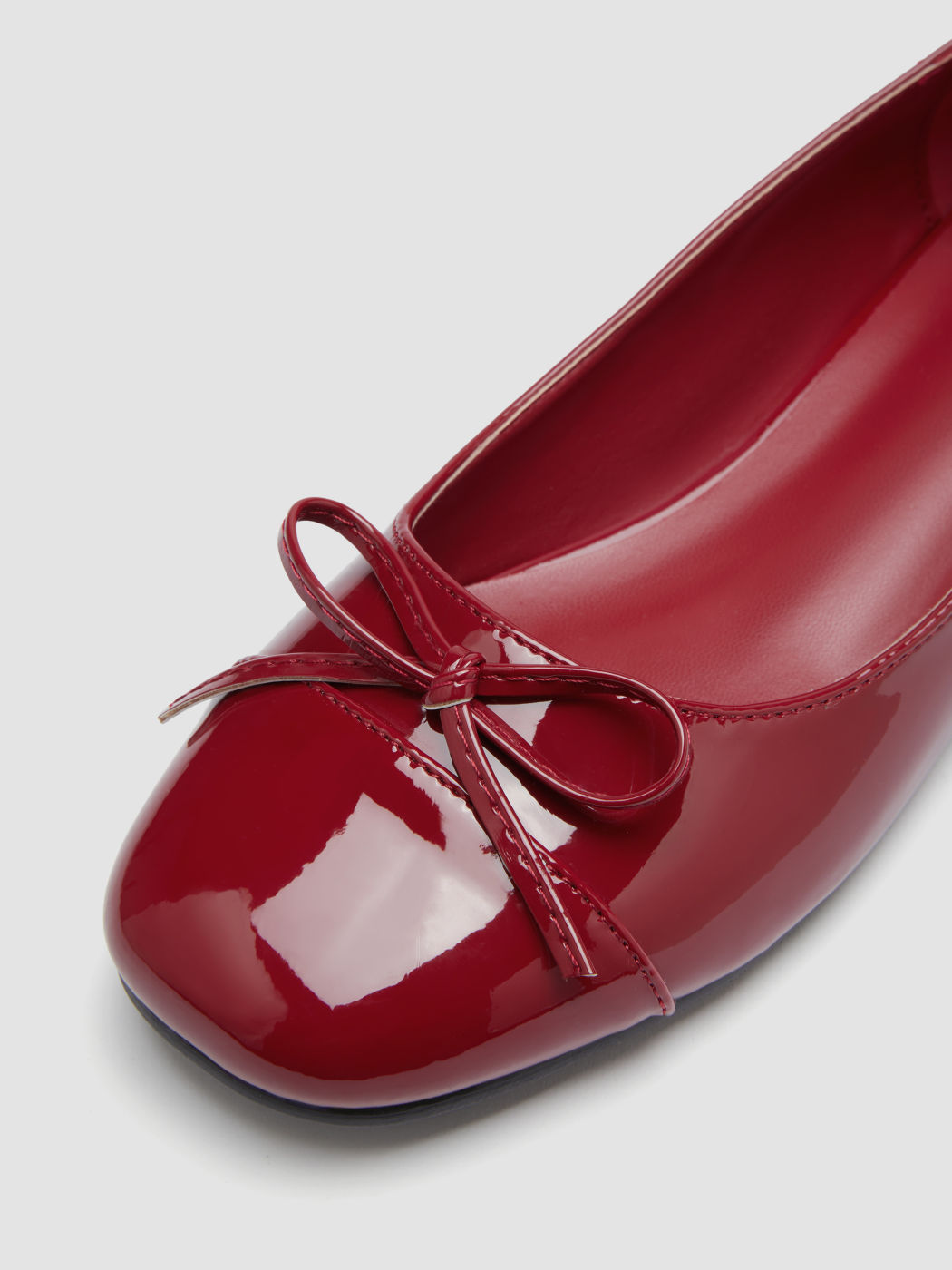 Schleife & Kunstlederbesatz Mary Jane Flats