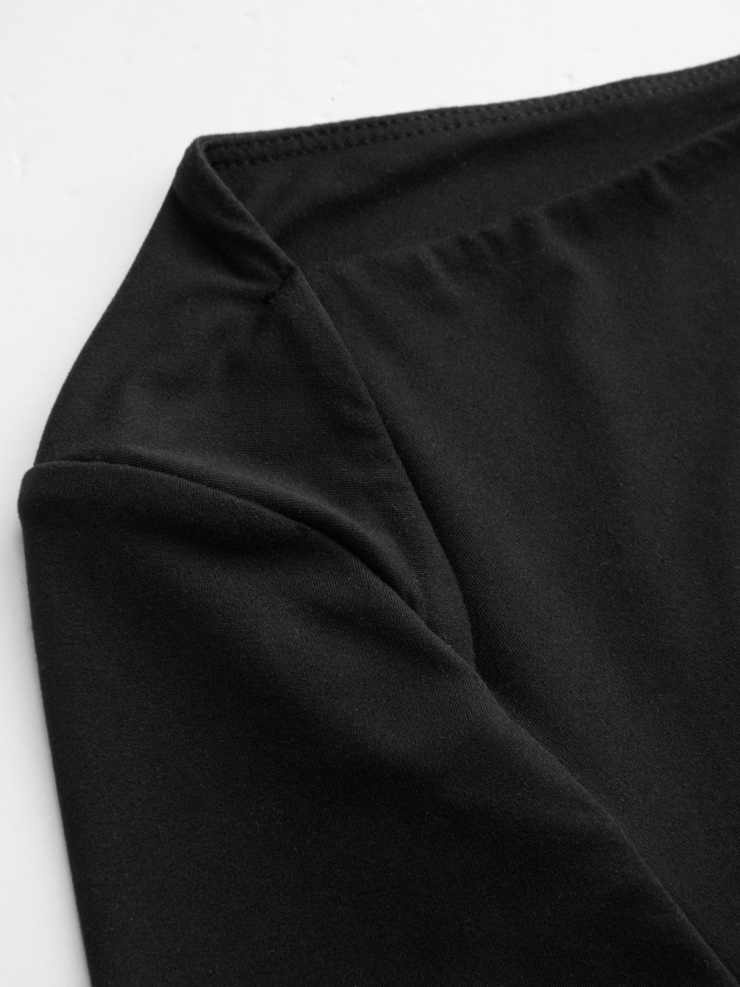 Second Skin Doppio strato con scollo a barca Solido Crop Tee a manica lunga