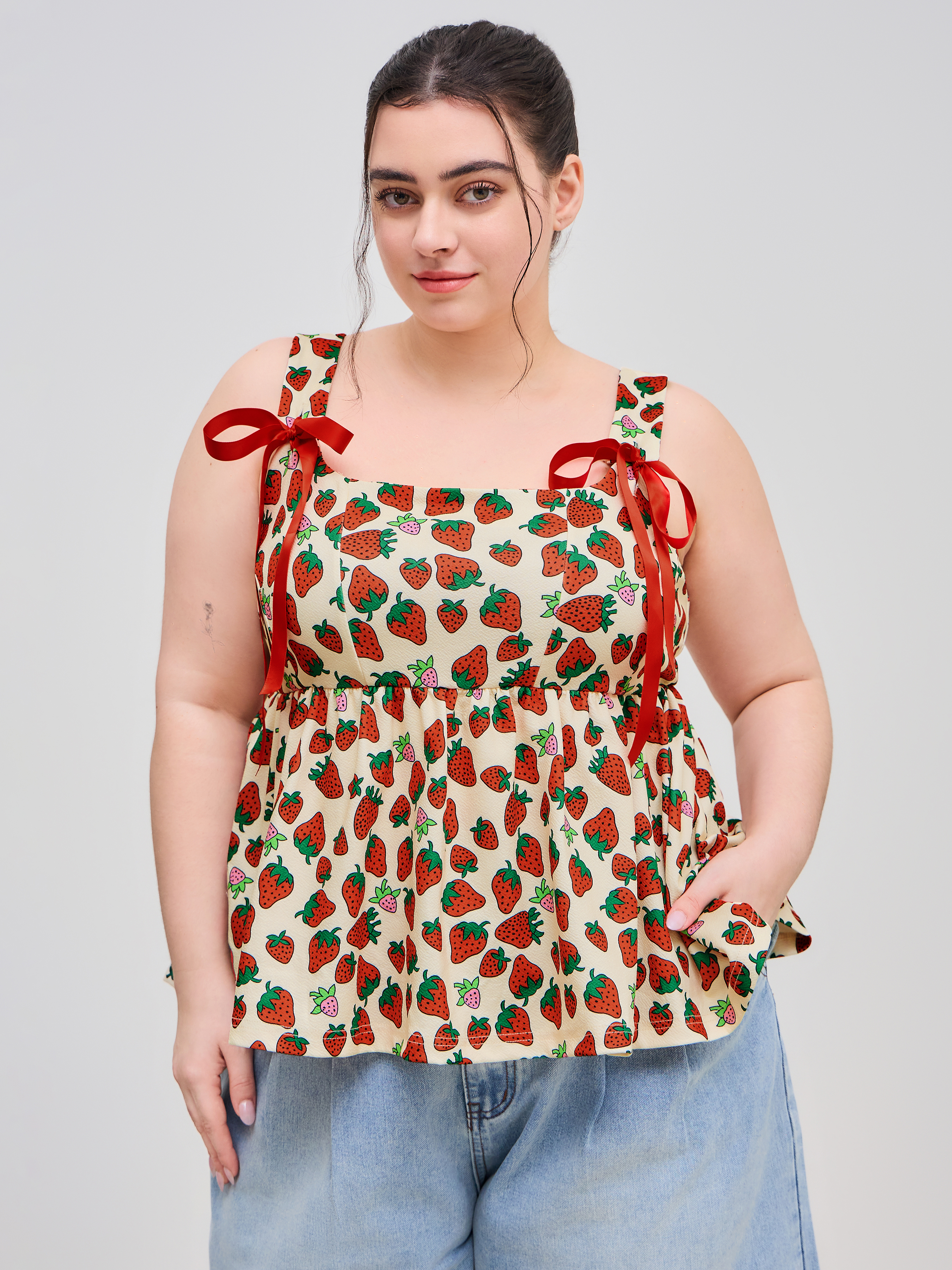 Knit Fabric Square Neck Strawberry Graphic Knotted Shirred Ruffle