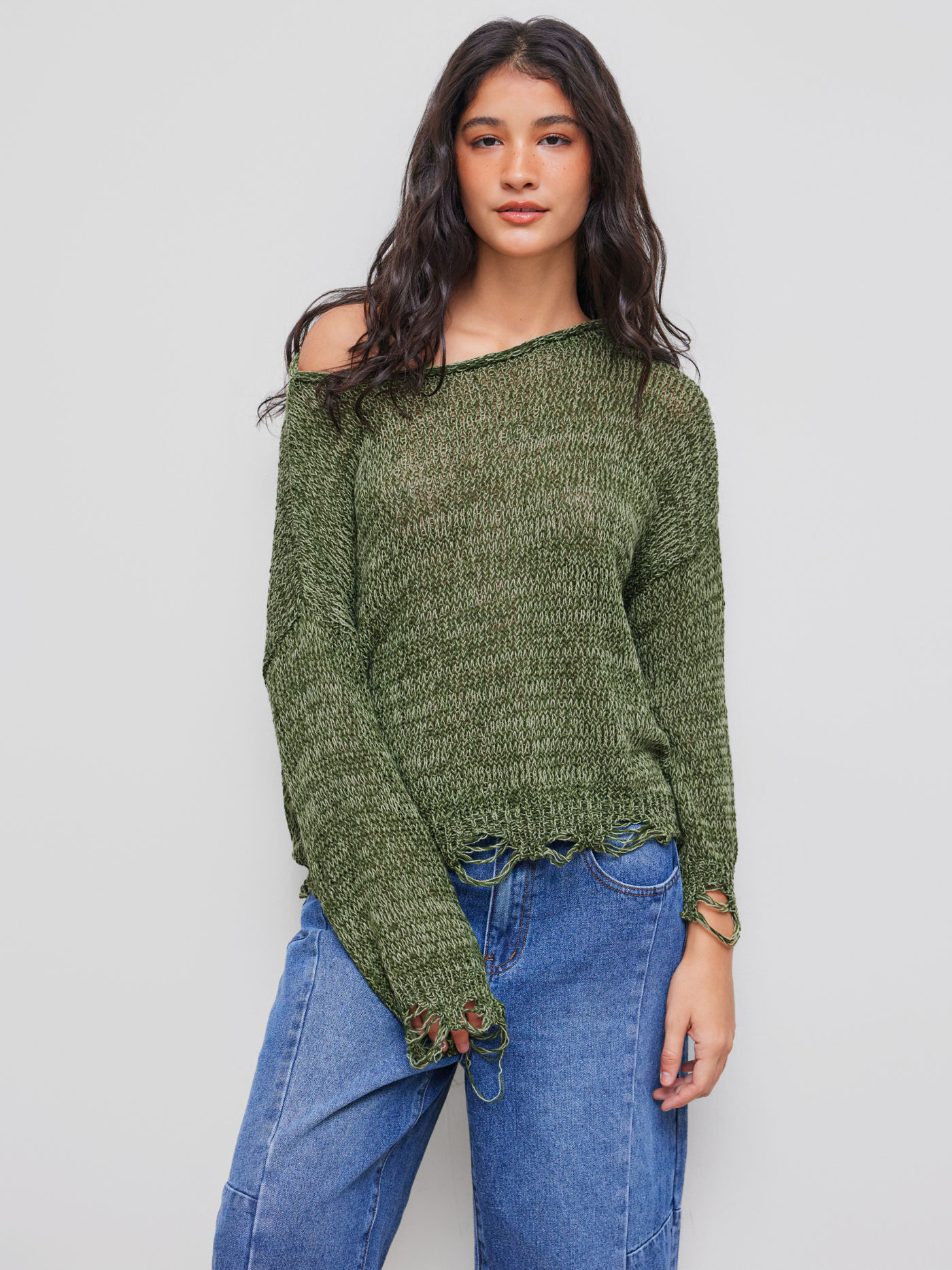 Knit Round Neckline Solid Ripped Long Sleeve Top