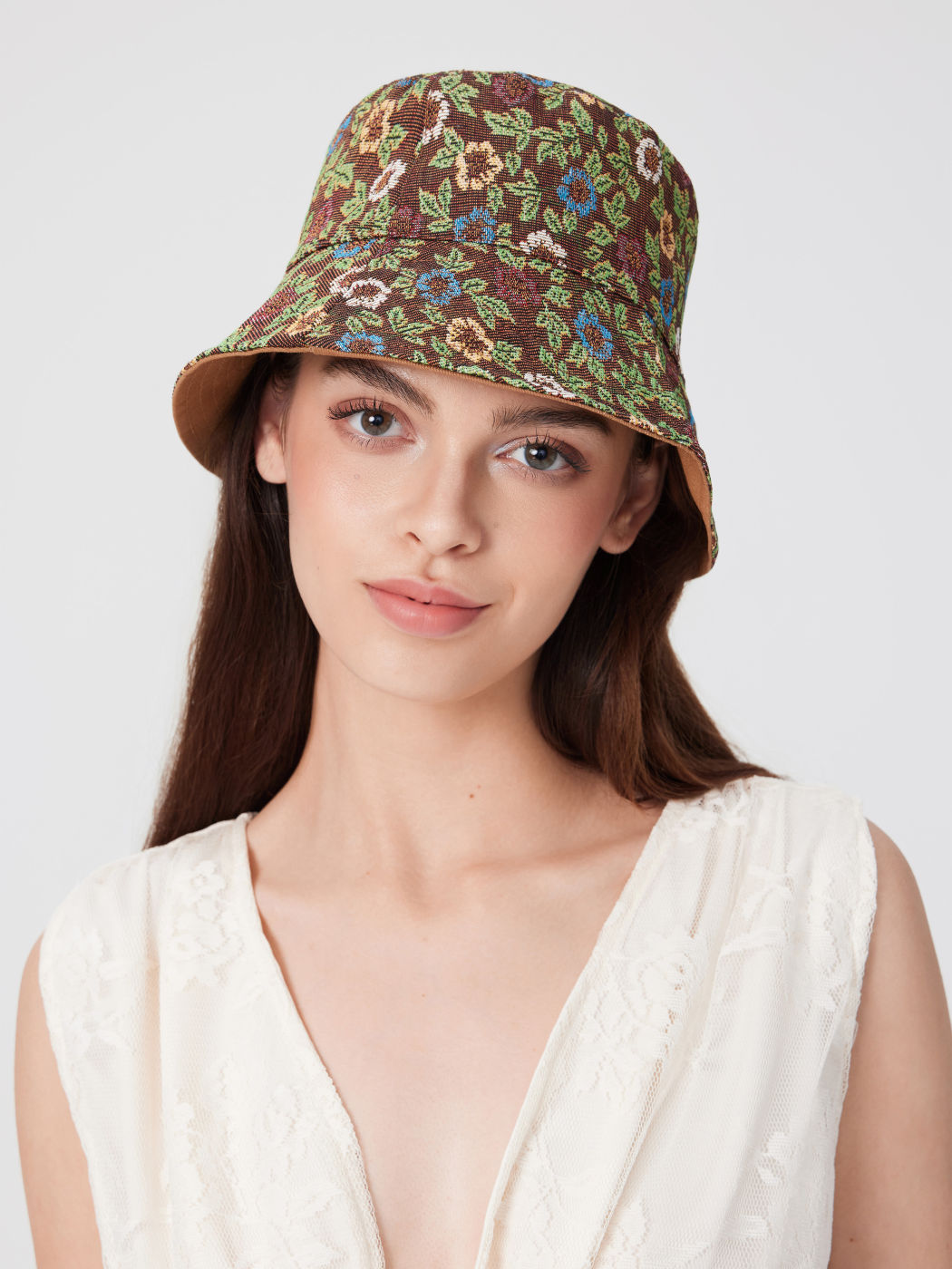 FLORAL BUCKET HAT