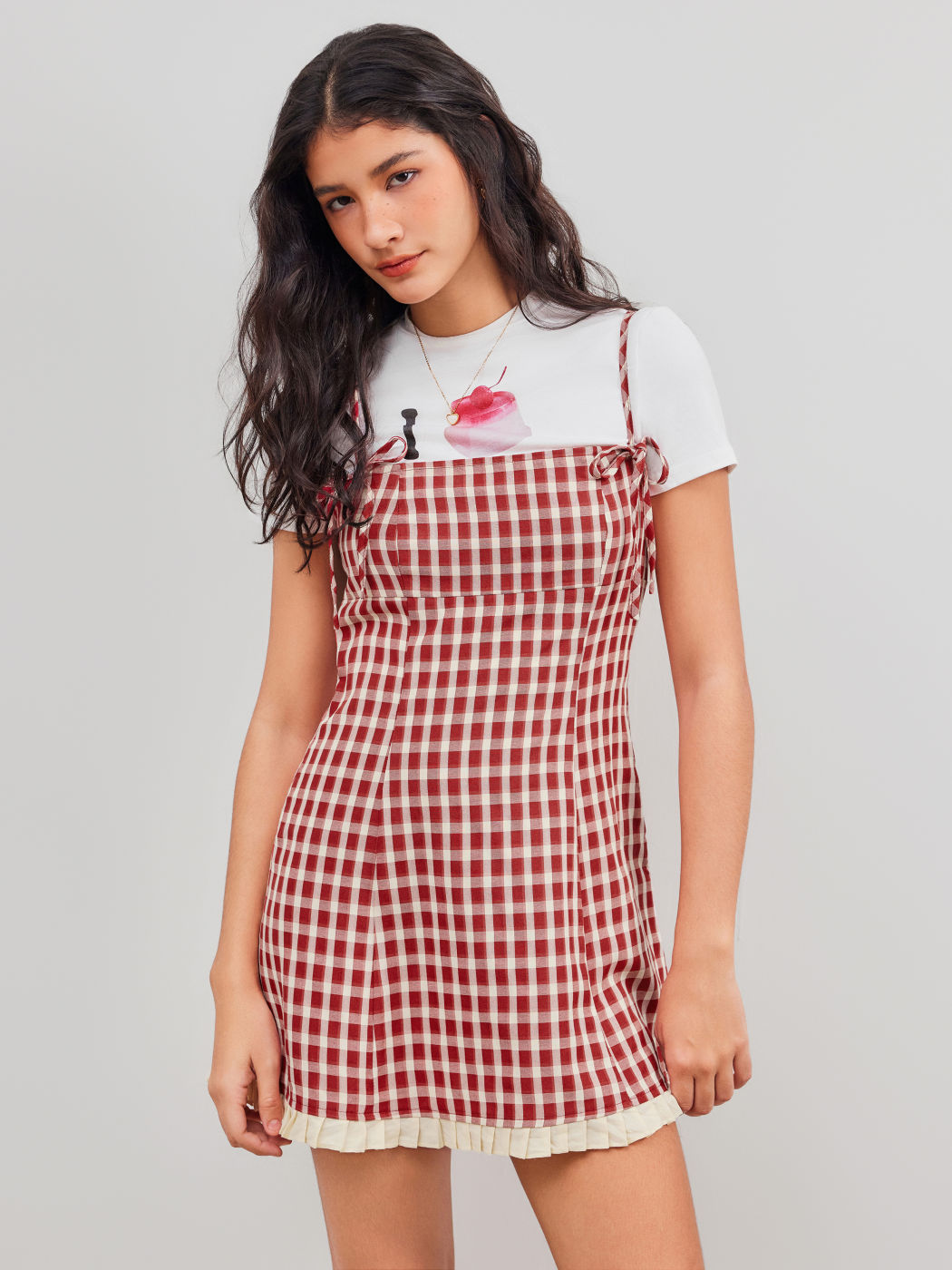 Kariertes Minikleid mit Knoten und eckigem Ausschnitt