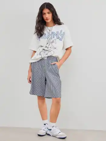 Oversize-T-Shirt mit kurzen Ärmeln und lustigem Hasengrafik am Rundhals