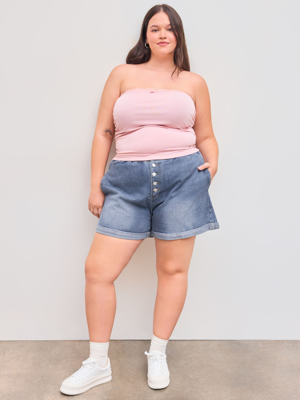 Denim Mid Rise Elastic Waist Solid Button Roll Hem Shorts Curve & Plus