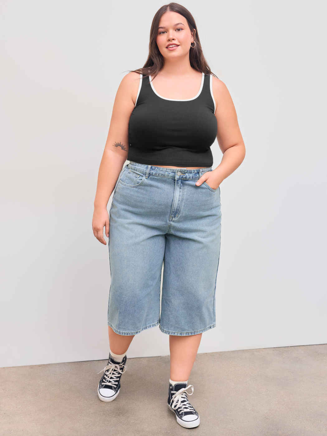 Denim Mid Rise Solid Pocket Bermuda Jorts Curve & Plus