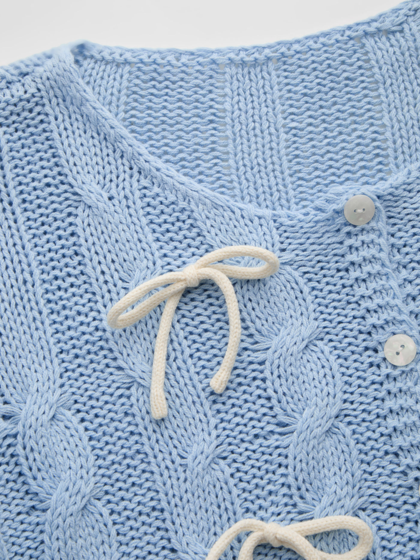 Cable Knit Round Neckline Solid Bowknot Button Cardigan