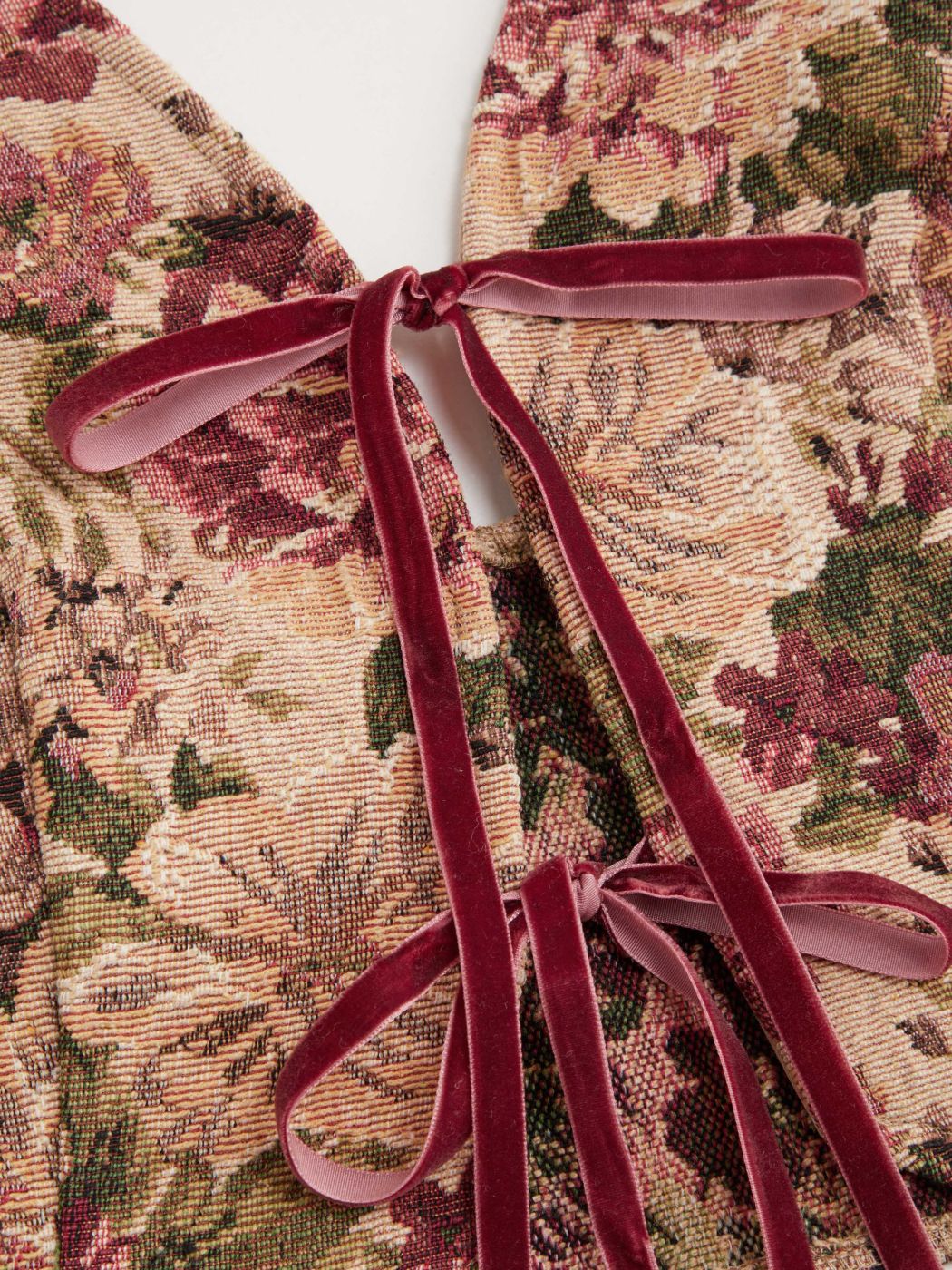 V-neck Floral Tie Front Bow Crop Tank Top