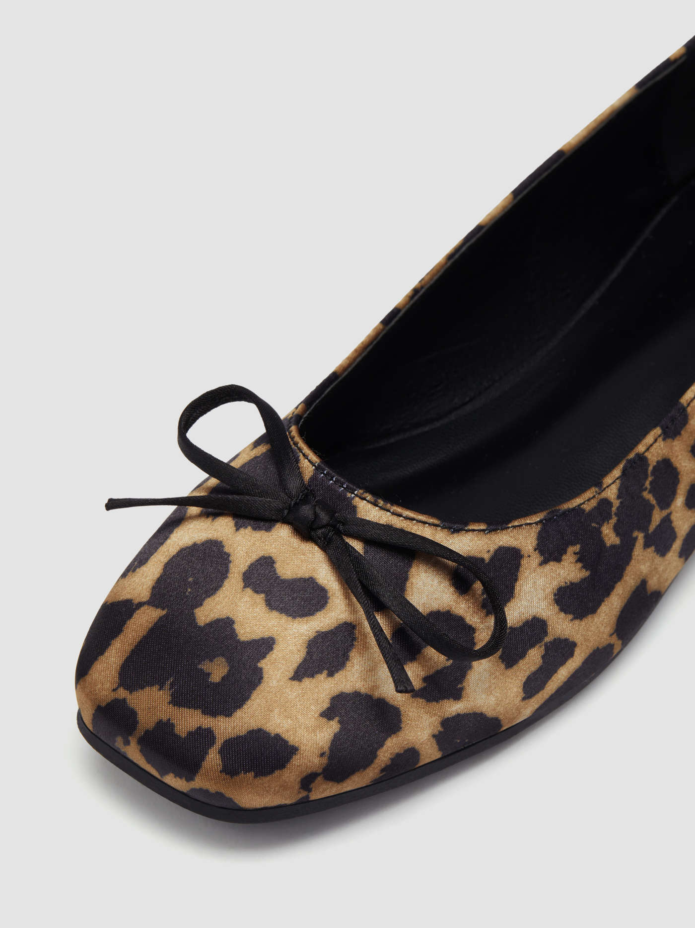 BOWKNOT LEOPARD PRINT SATIN MARY JANE FLATS