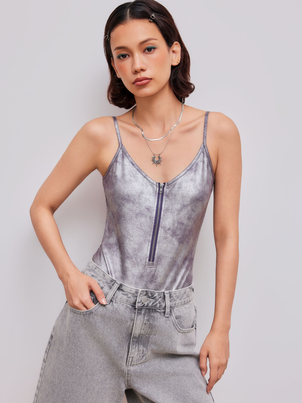 Metallic Scoop Neckline Solid Zipper Bodysuit