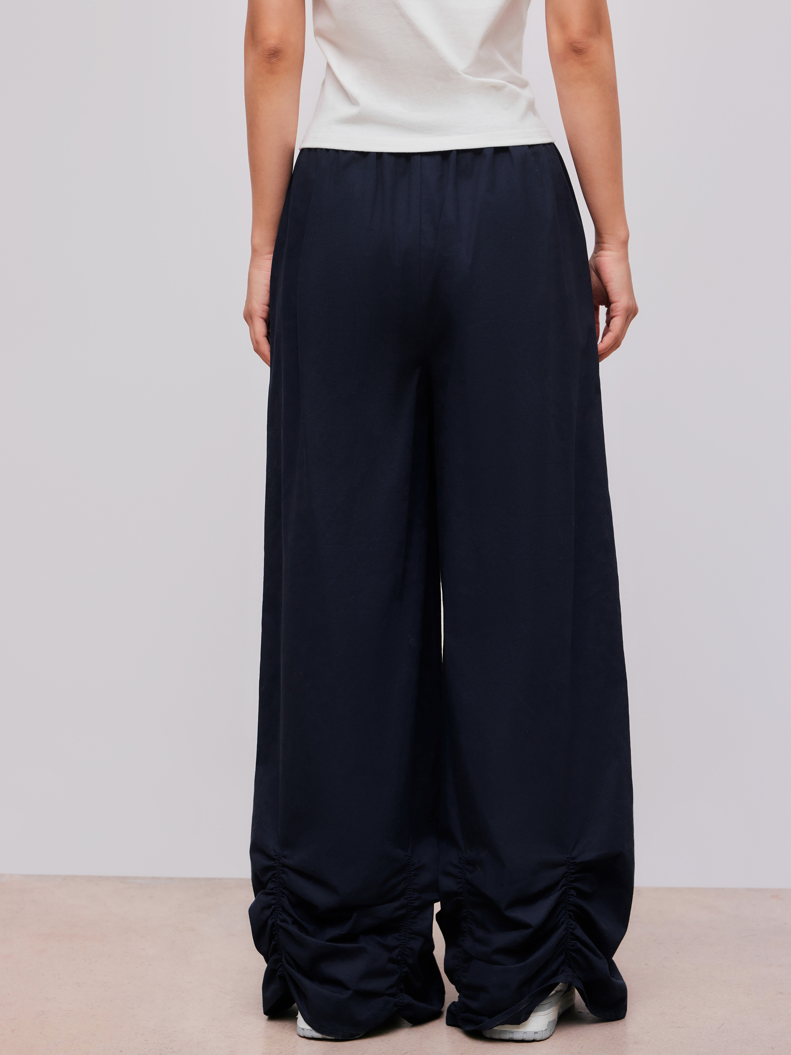Woven 100% Cotton Mid Rise Solid Ruched Wide Leg Pants For