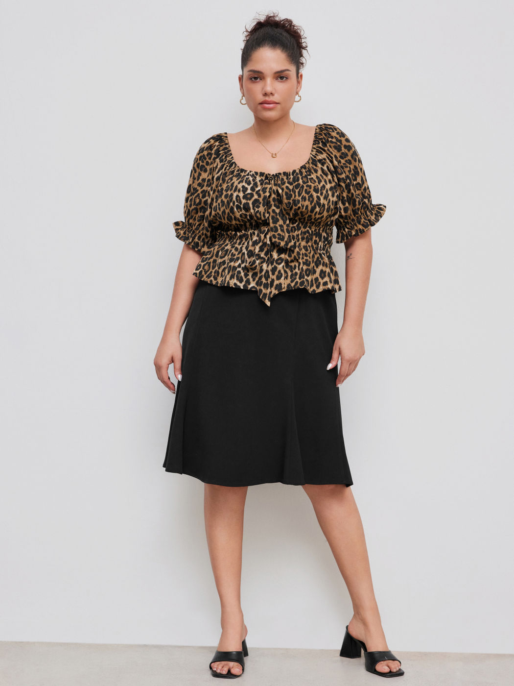 Square Neck Leopard Knotted Puff Sleeve Crop Blouse Curve & Plus