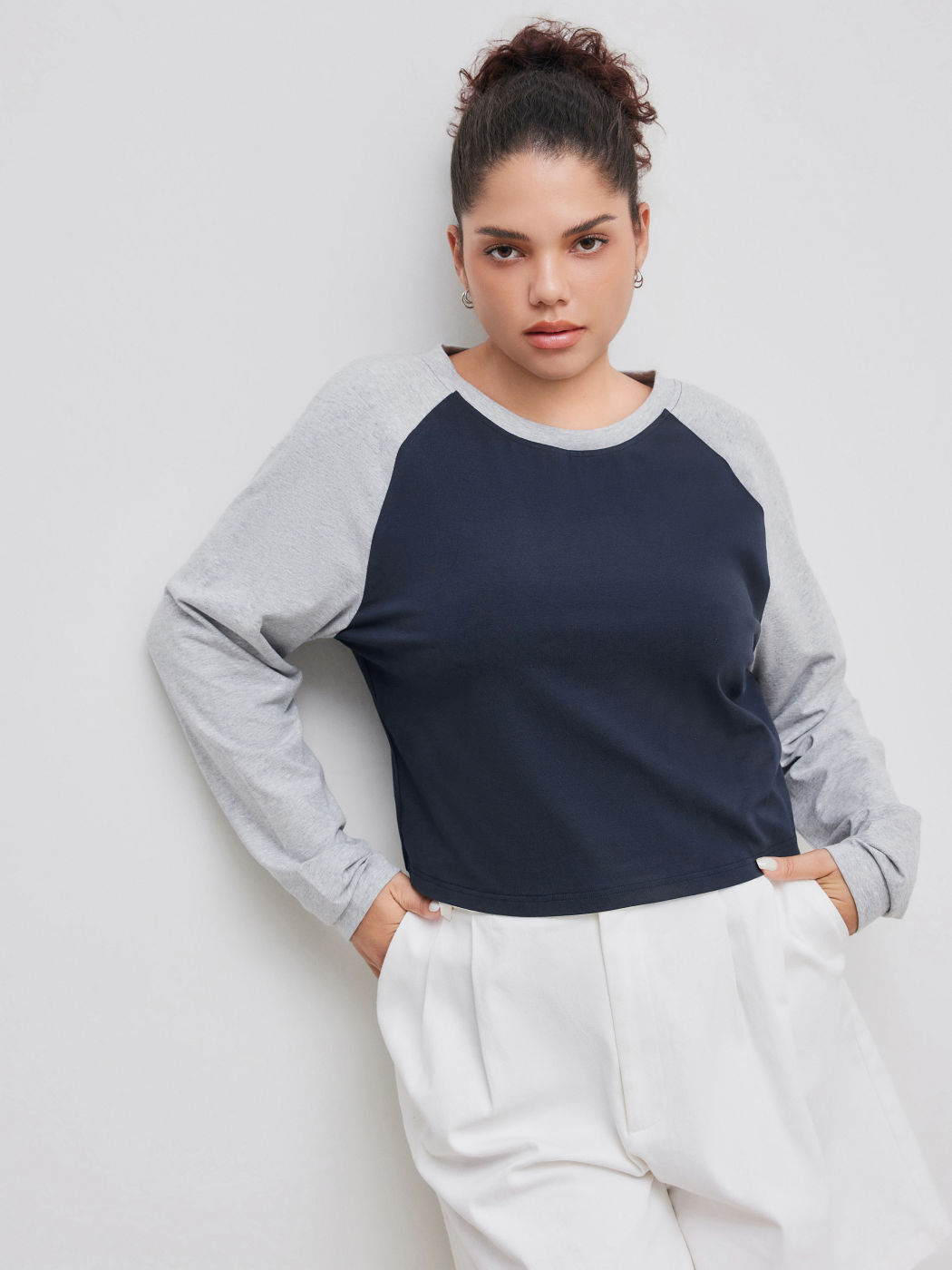Cotton-blend Round Neckline Solid Raglan Sleeve Tee Curve & Plus