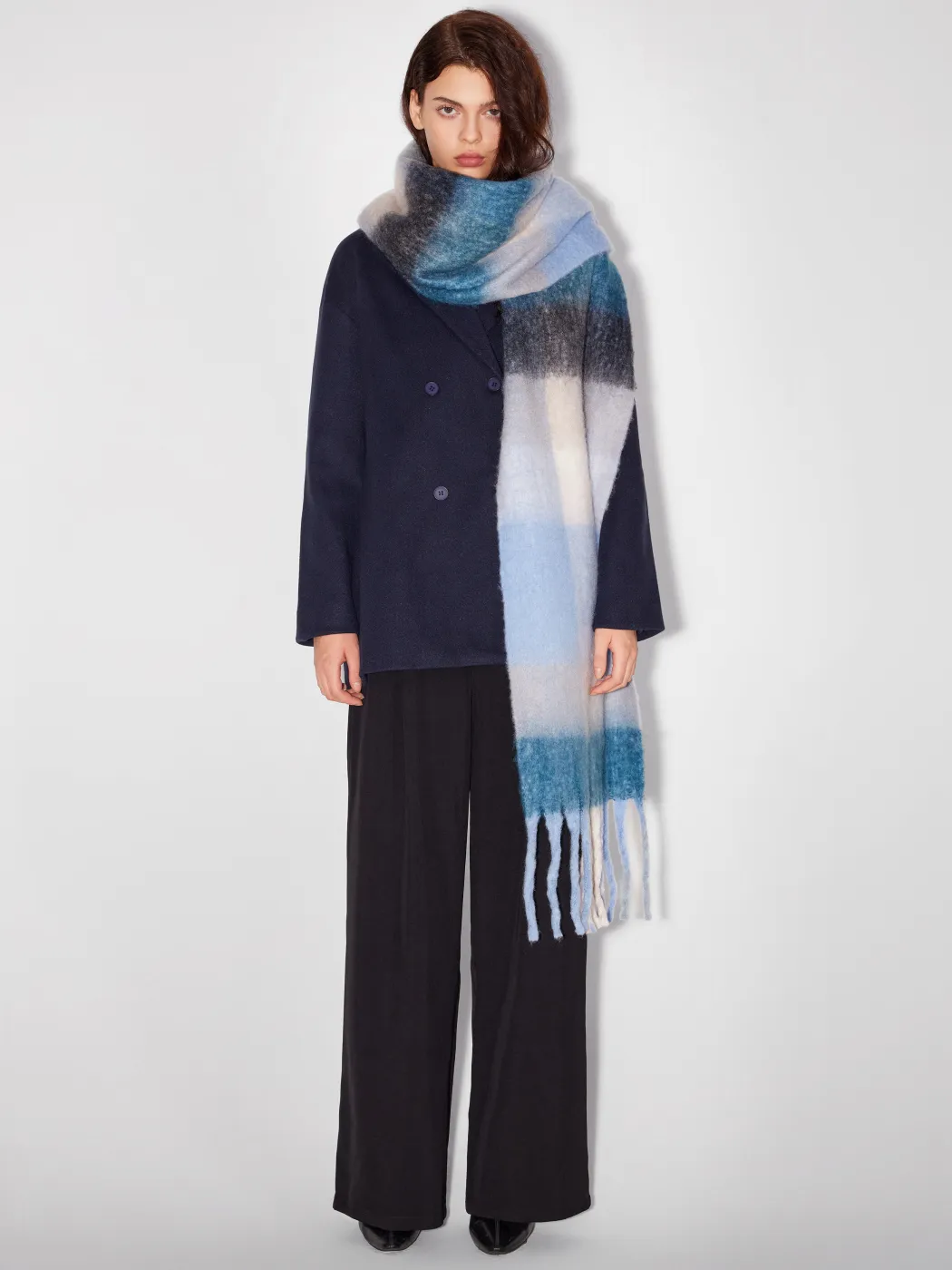 GRADIENT PLAID SCARF