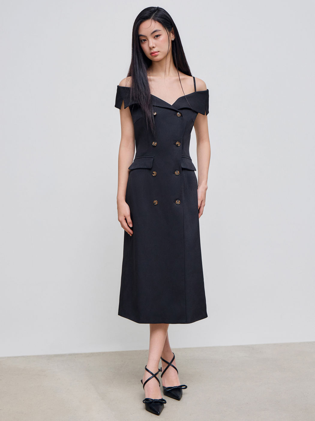 Schulterfreies Unifarbenes Knopf-Blazer Midikleid