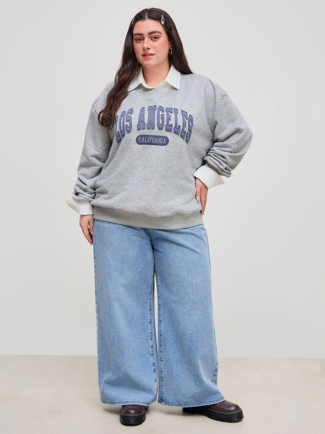 LOS ANGELES CALIFORNIA Terry Round Neckline Oversized Sweatshirt Curve & Plus