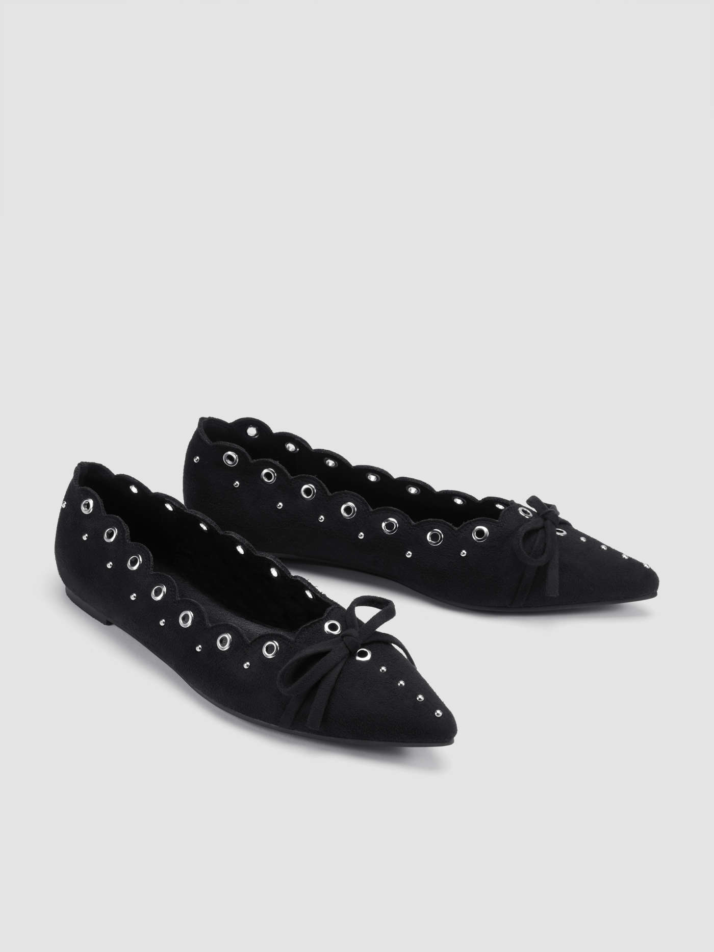BOWKNOT EYELET FLATS