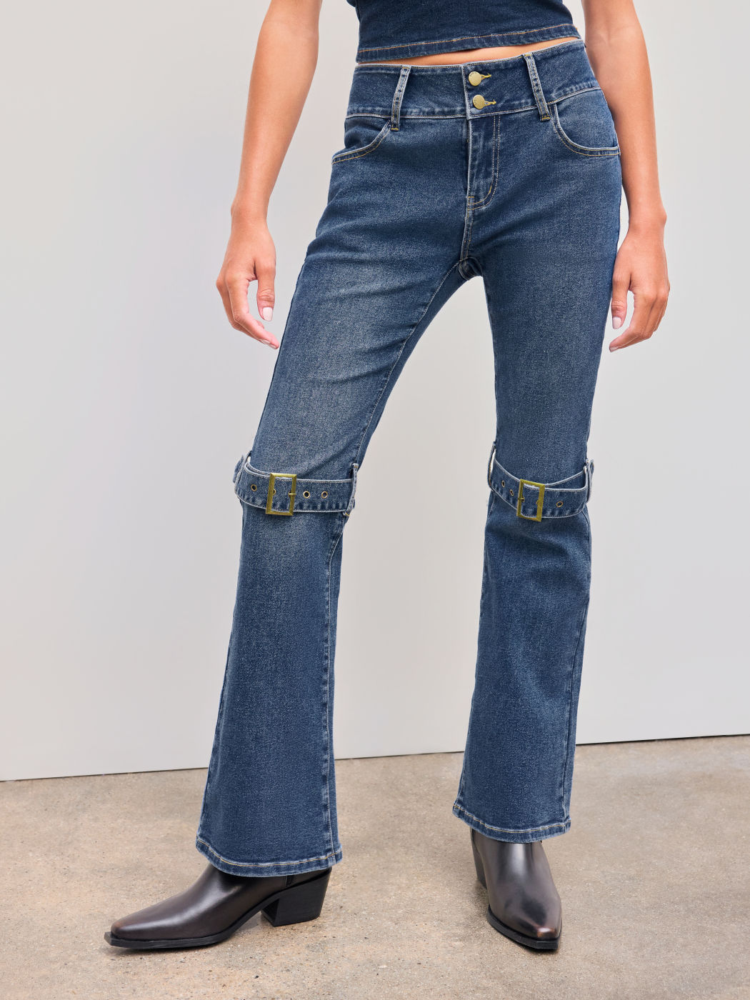 High Stretch Denim Mid Rise Solid Belted Flared Jeans