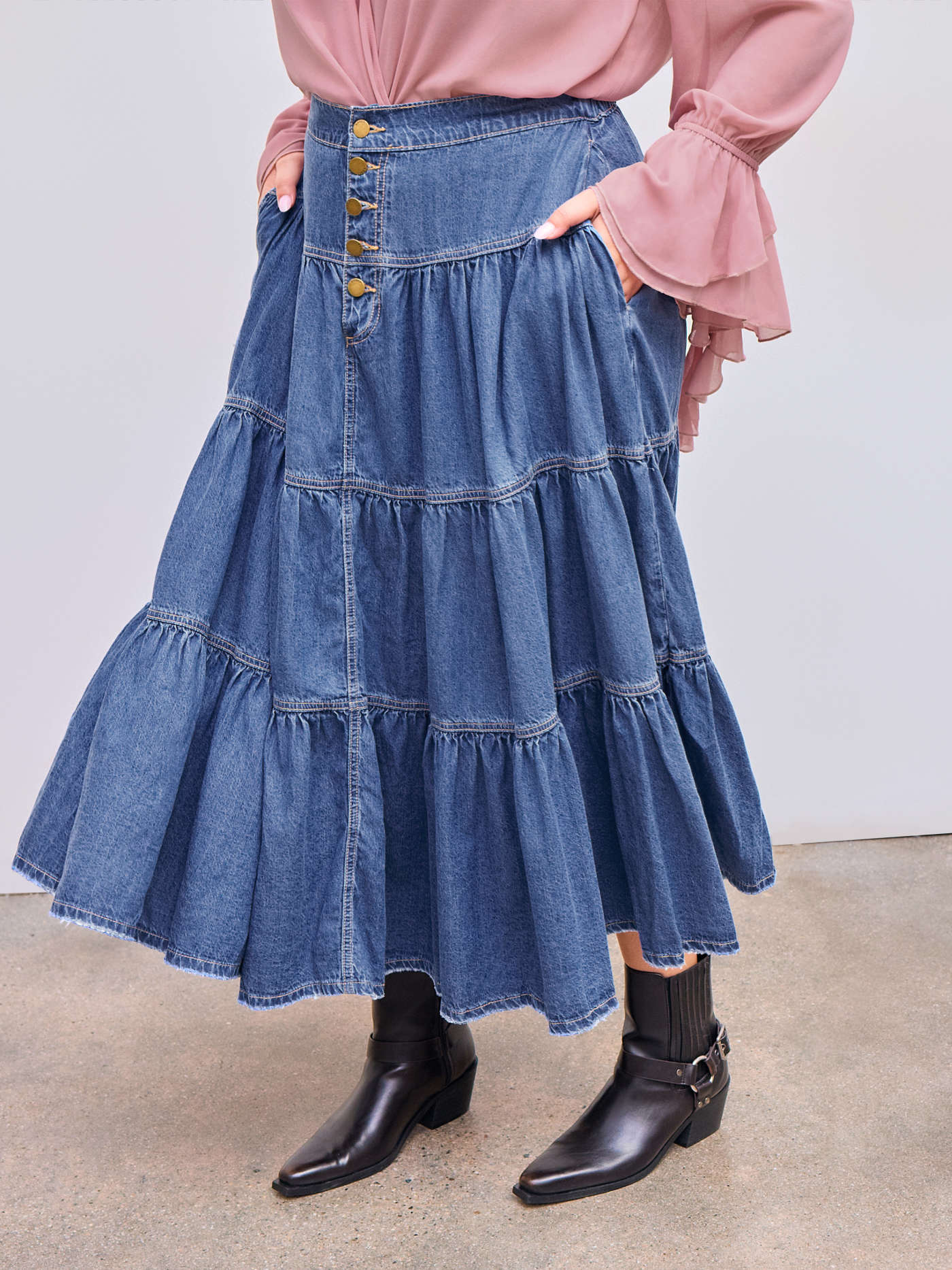 Denim Mid Rise Solid Tiered Button Pocket Maxi Skirt Curve & Plus