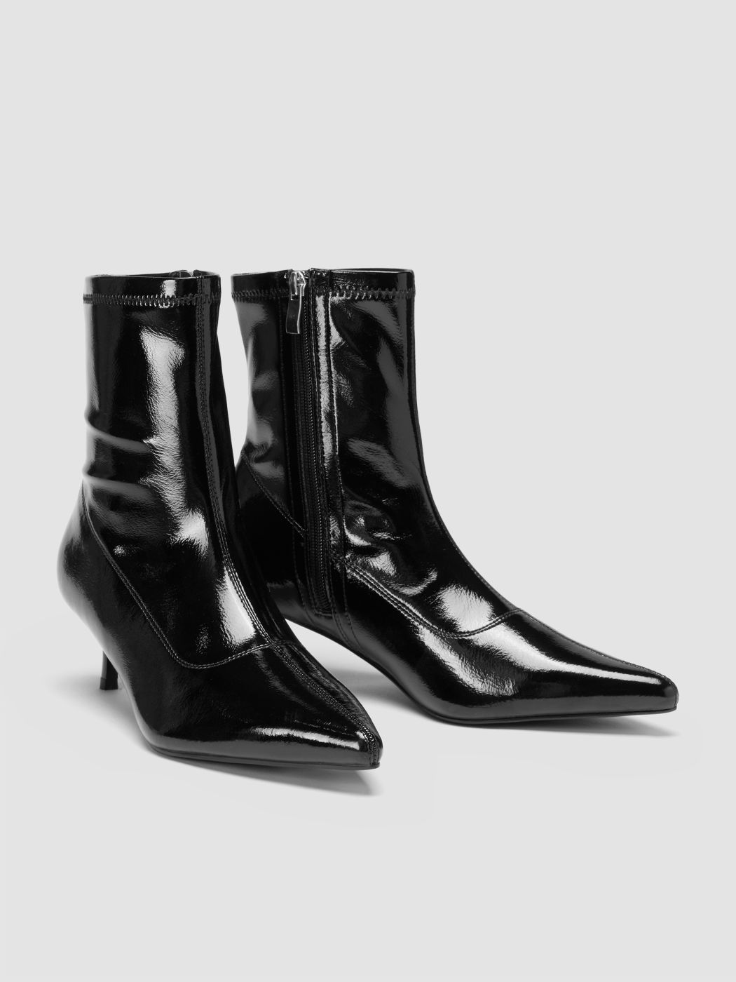 POINTED TOE KITTEN HEEL ANKLE BOOTS