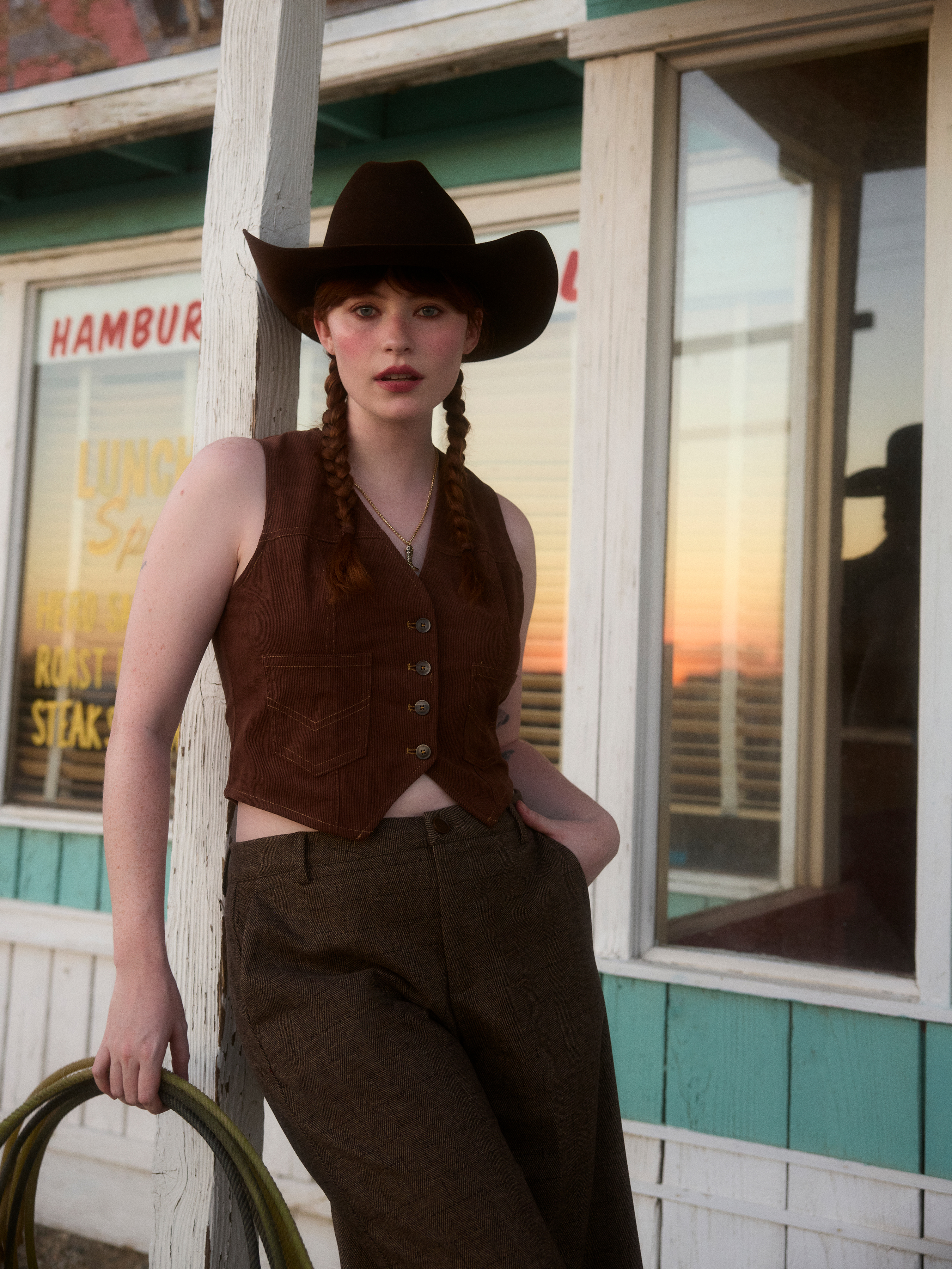 Chaleco corto con cuello en V