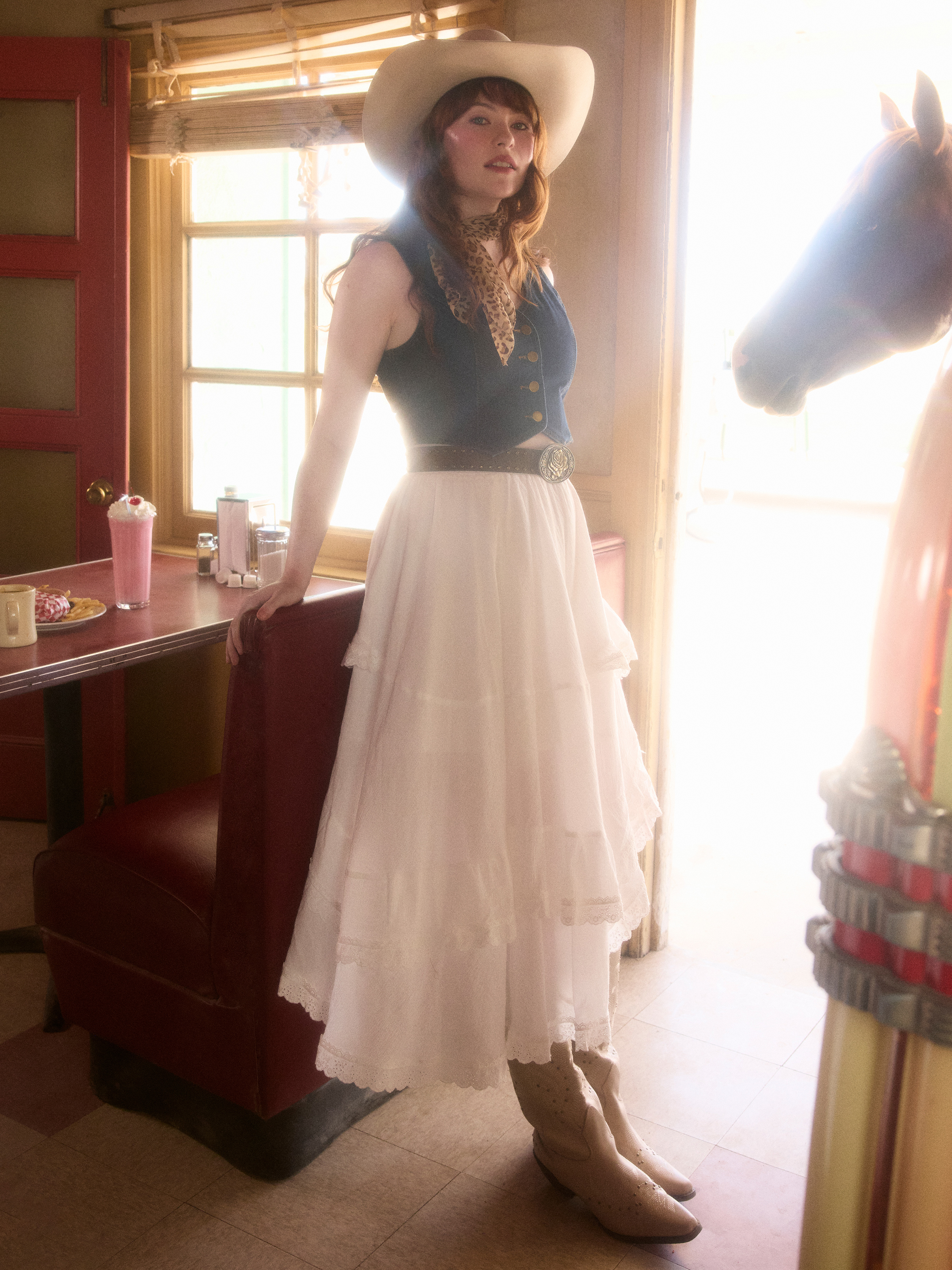 ROSE STUDDED BUCKLE BELT