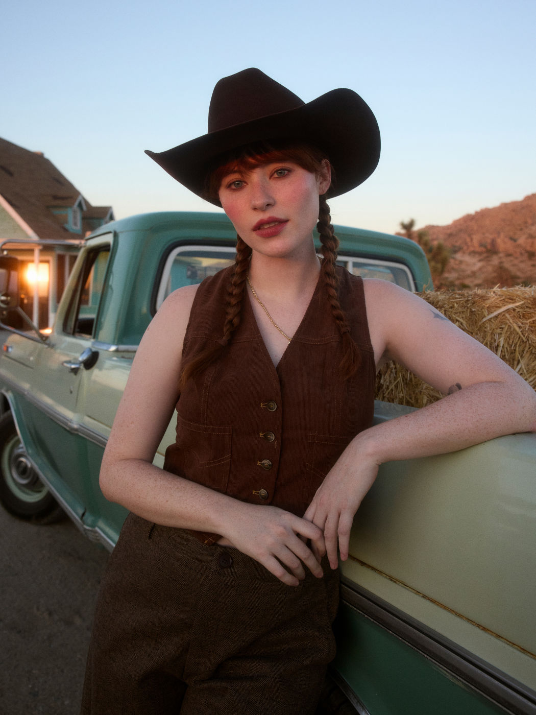 V-Neck Cropped Waistcoat