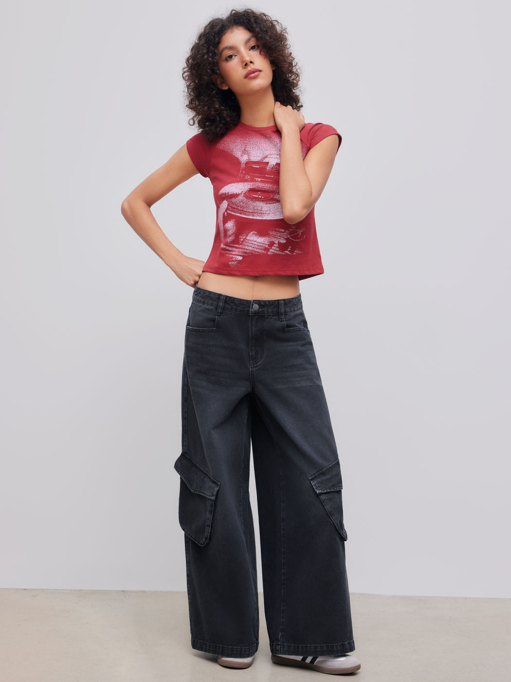 Cider Denim Mid Rise Solid Pocket Cargo Jeans