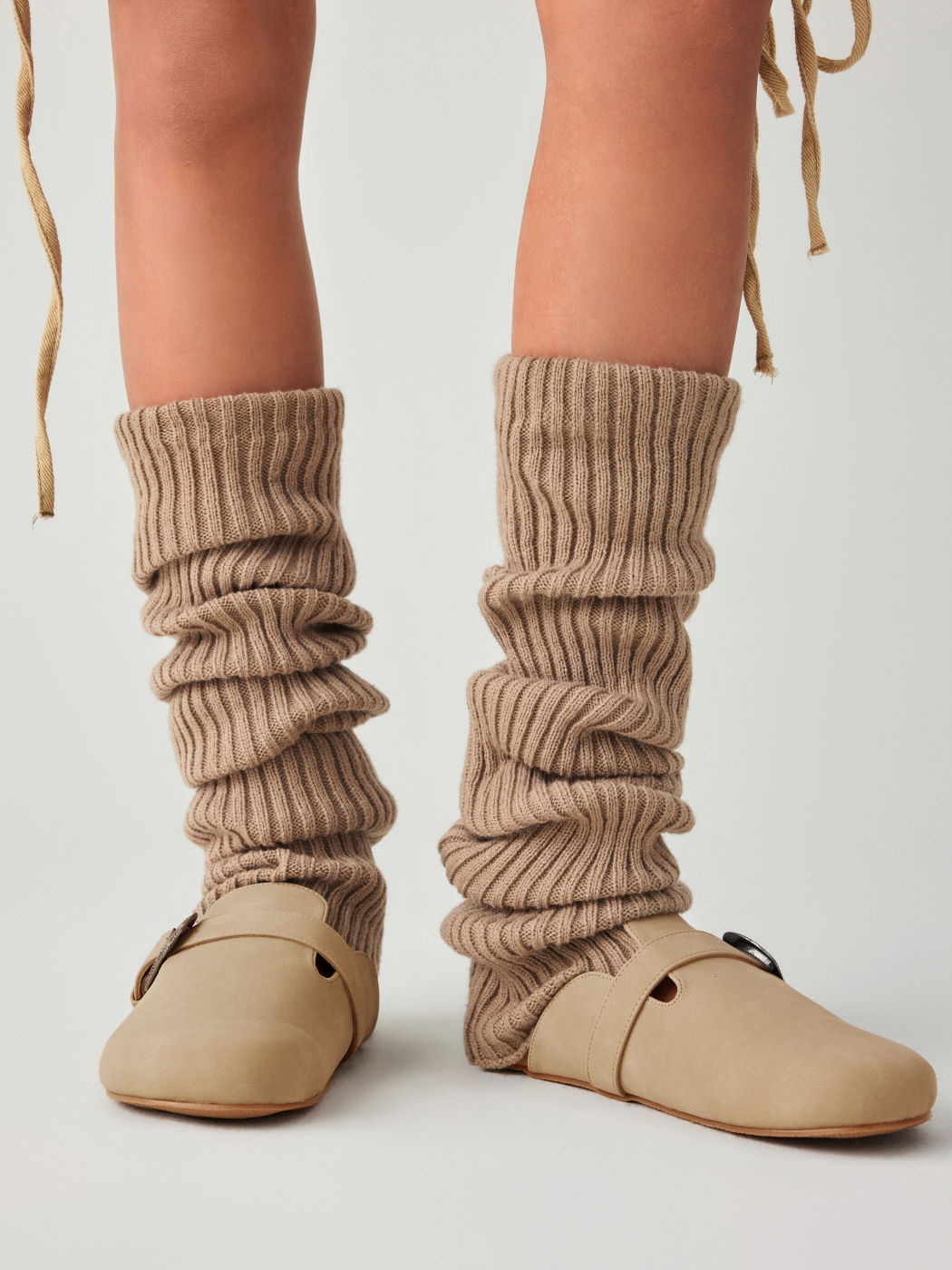 BUCKLE MULE FLATS