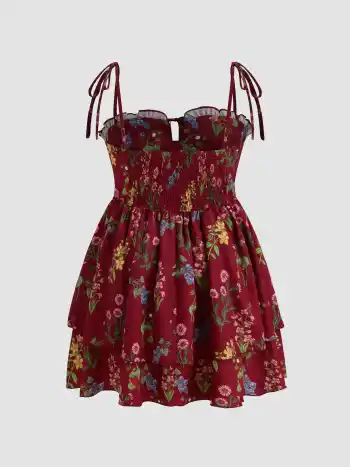 Gewobenes Blumenkleid mit Rüschensaum und Knoten, Mini, Schichtlook, Kurve & Plus