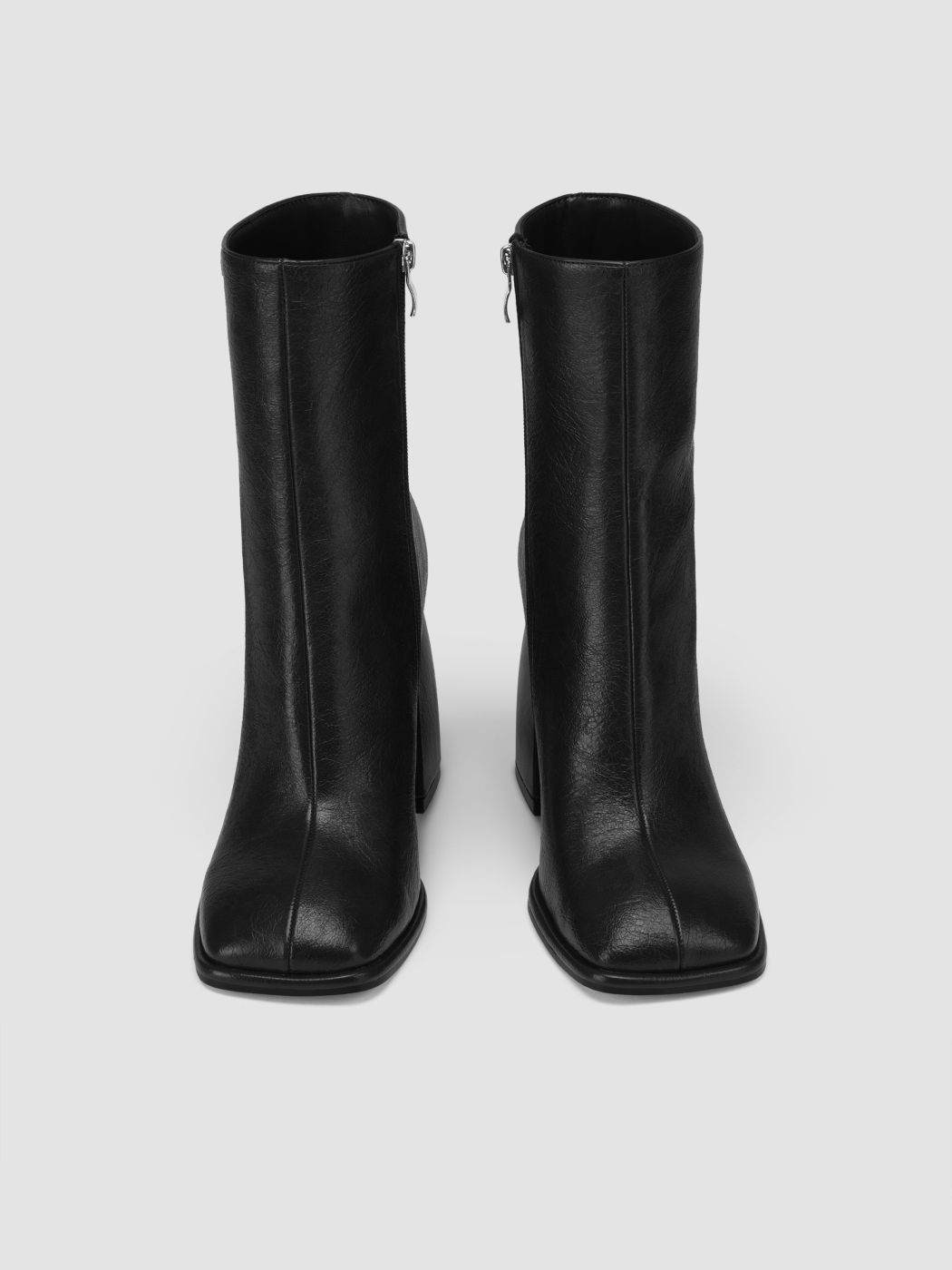  Stivaletti con tacco alto e spesso