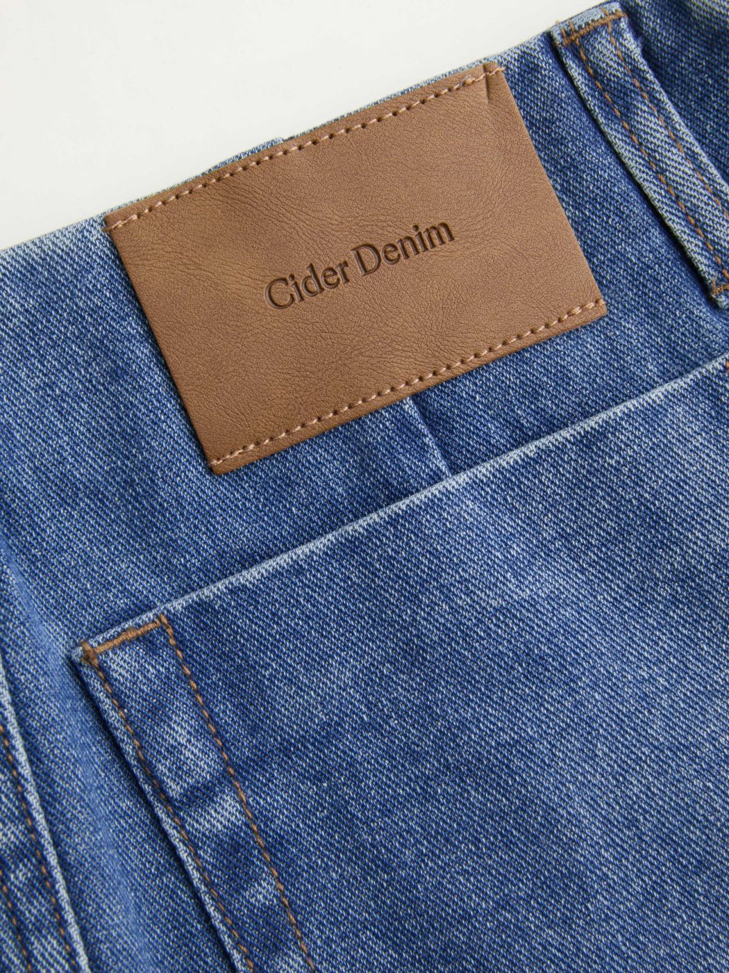 Cider Denim Maxi gonna a metà altezza con bottoni solidi e spacco