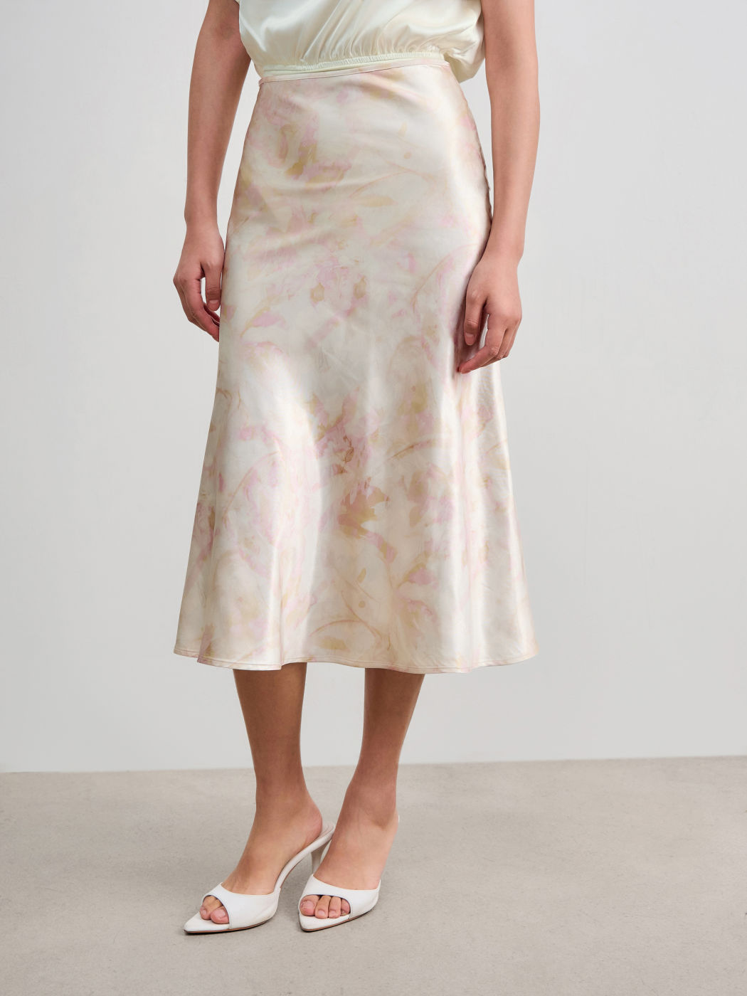 Mid Rise Floral Maxi Skirt
